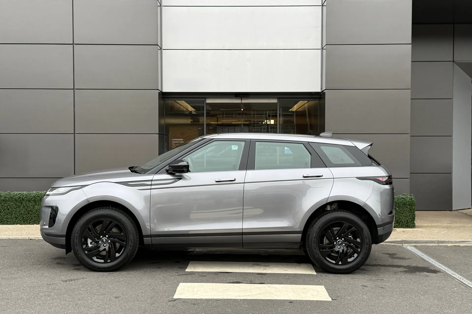 LAND ROVER RANGE ROVER EVOQUE thumbnail image number 10