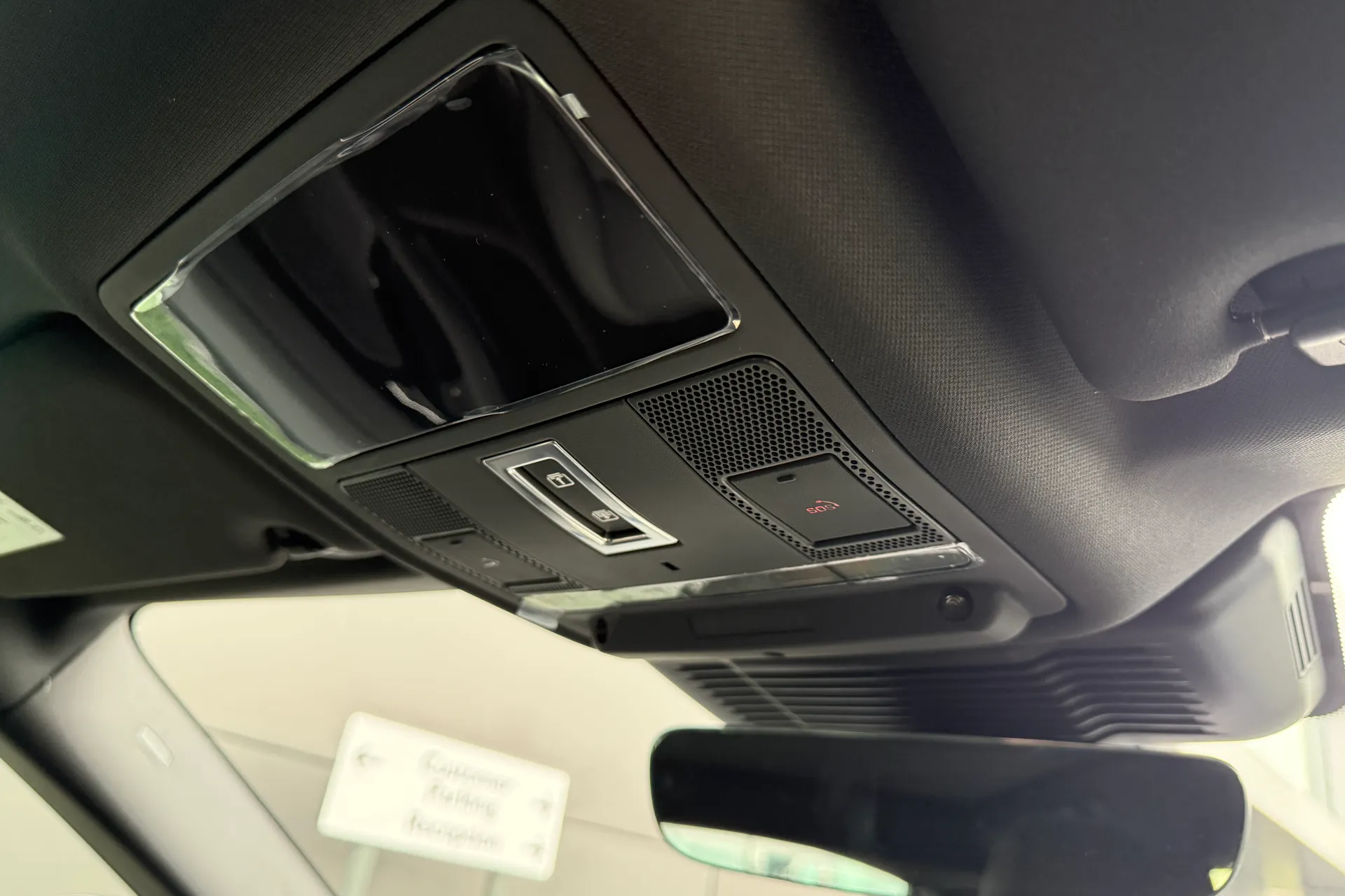 LAND ROVER RANGE ROVER EVOQUE thumbnail image number 33