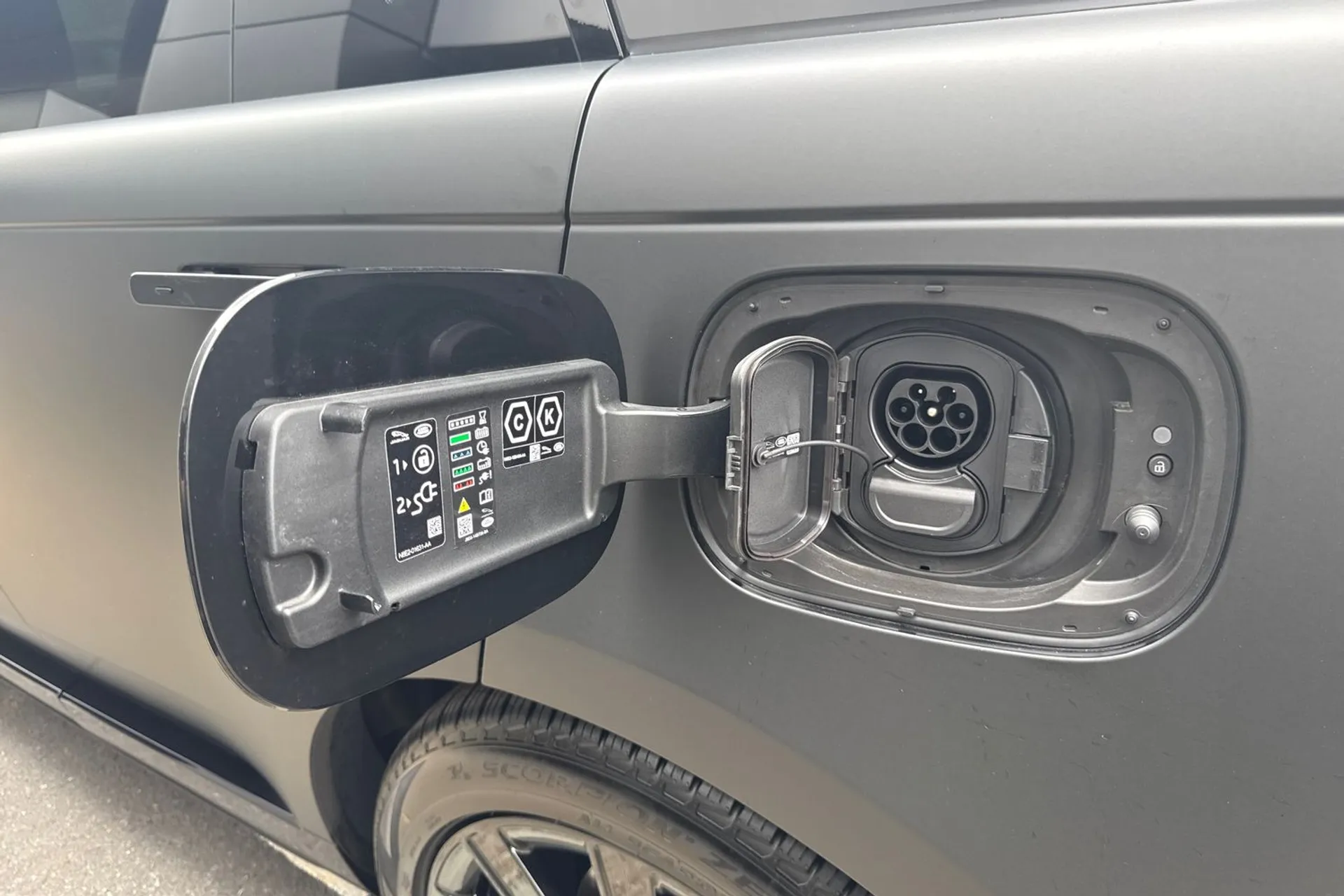 LAND ROVER RANGE ROVER thumbnail image number 63