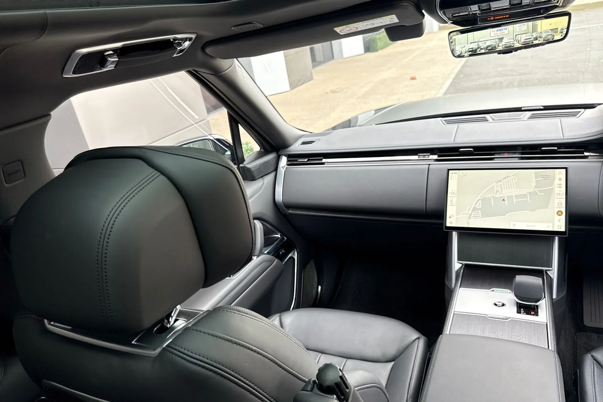 LAND ROVER RANGE ROVER thumbnail image number 33