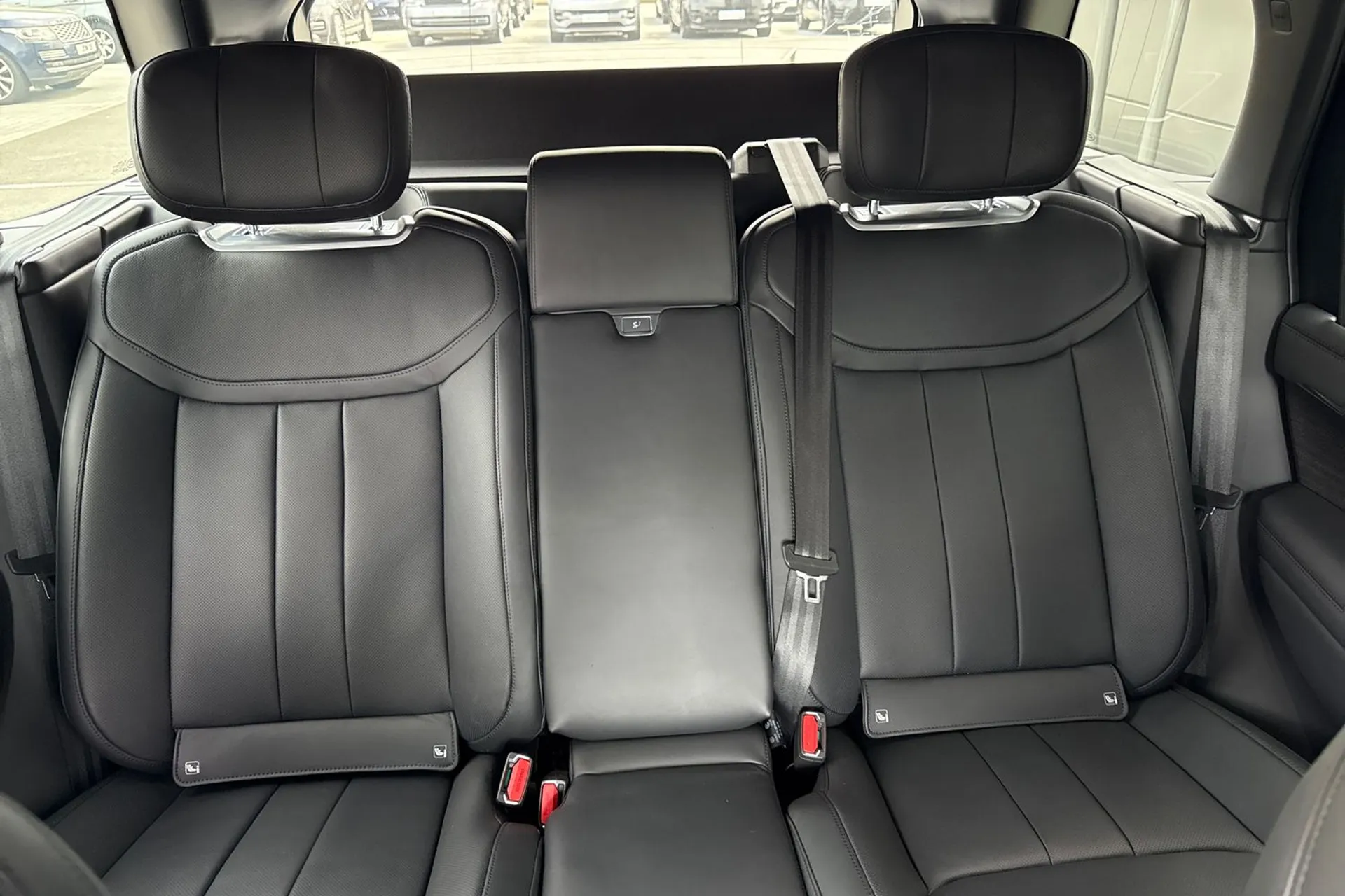 LAND ROVER RANGE ROVER thumbnail image number 52