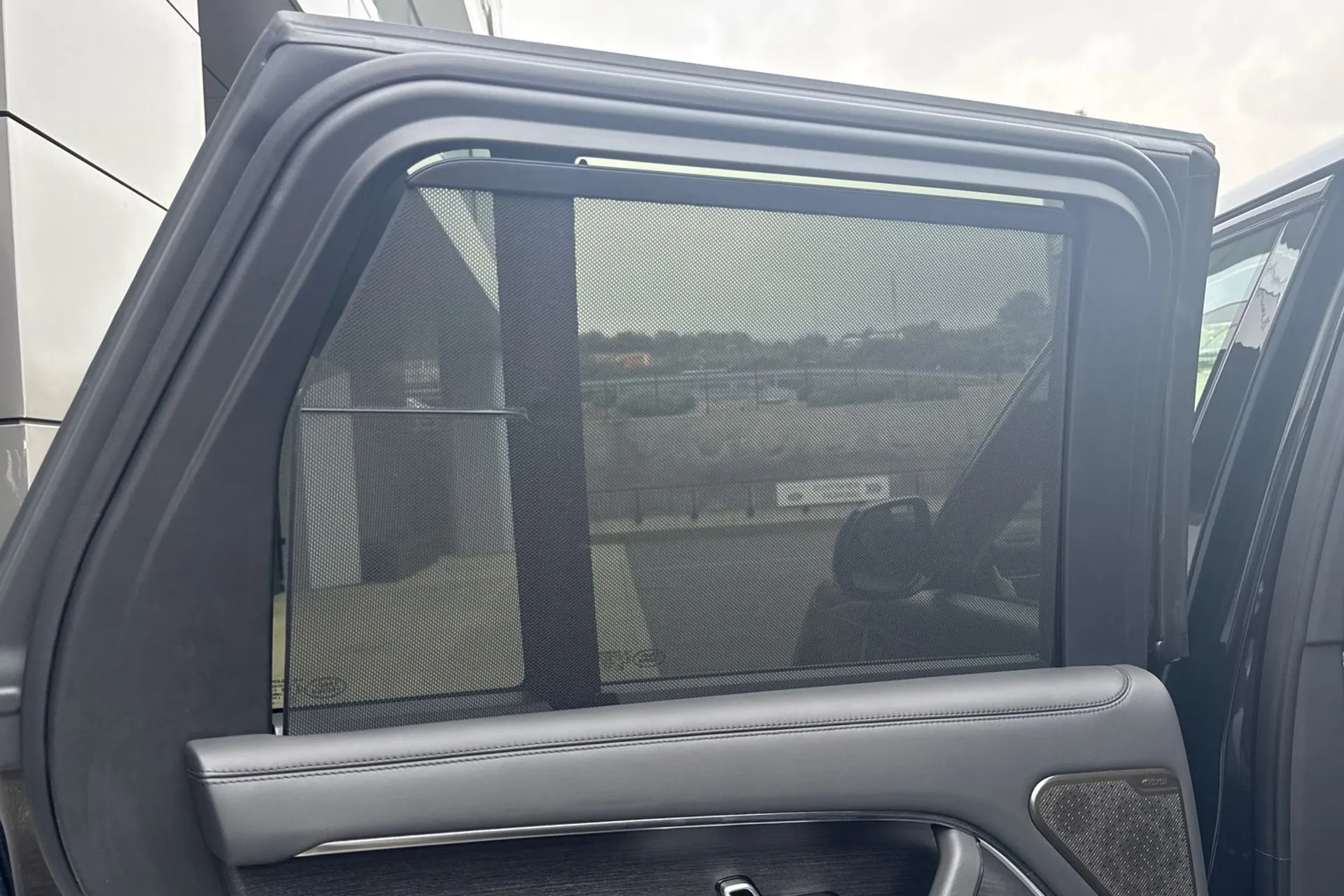 LAND ROVER RANGE ROVER thumbnail image number 74