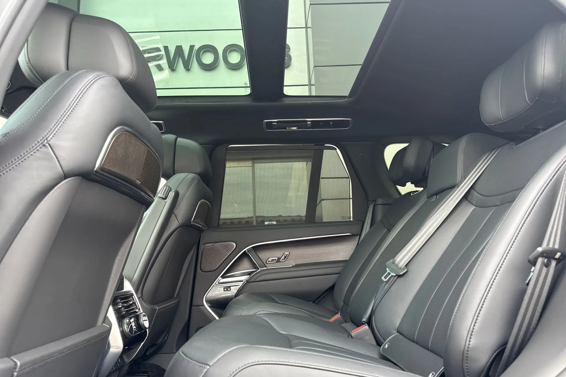 LAND ROVER RANGE ROVER thumbnail image number 73