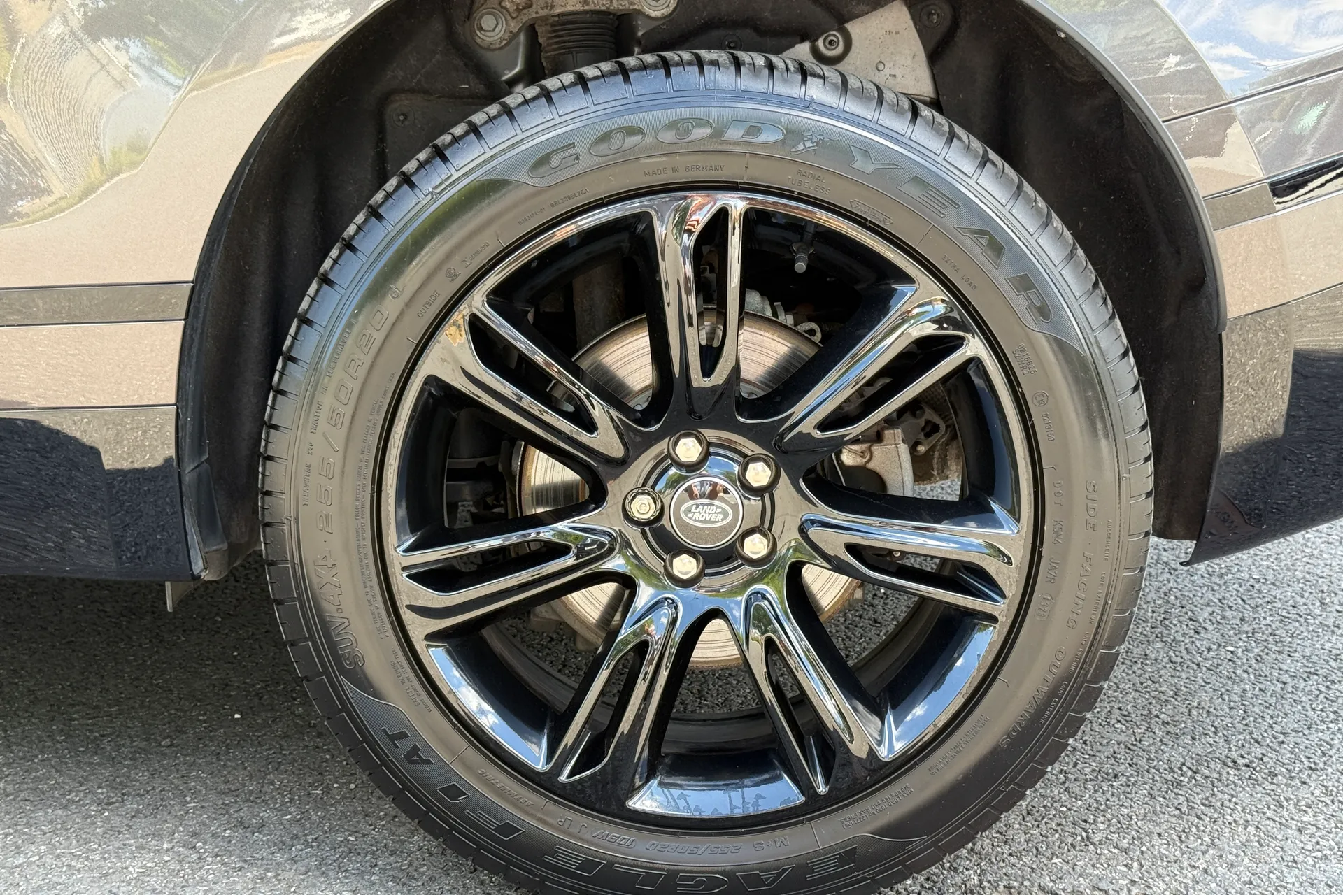 LAND ROVER RANGE ROVER VELAR thumbnail image number 7