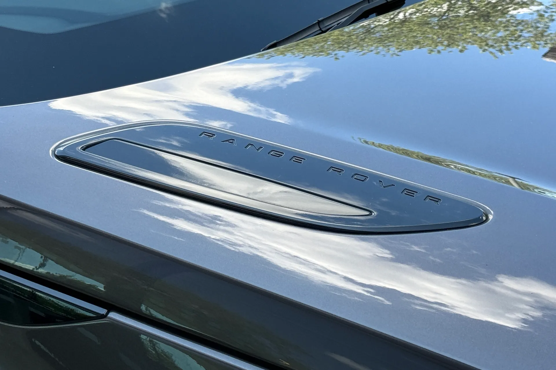 LAND ROVER RANGE ROVER VELAR thumbnail image number 17