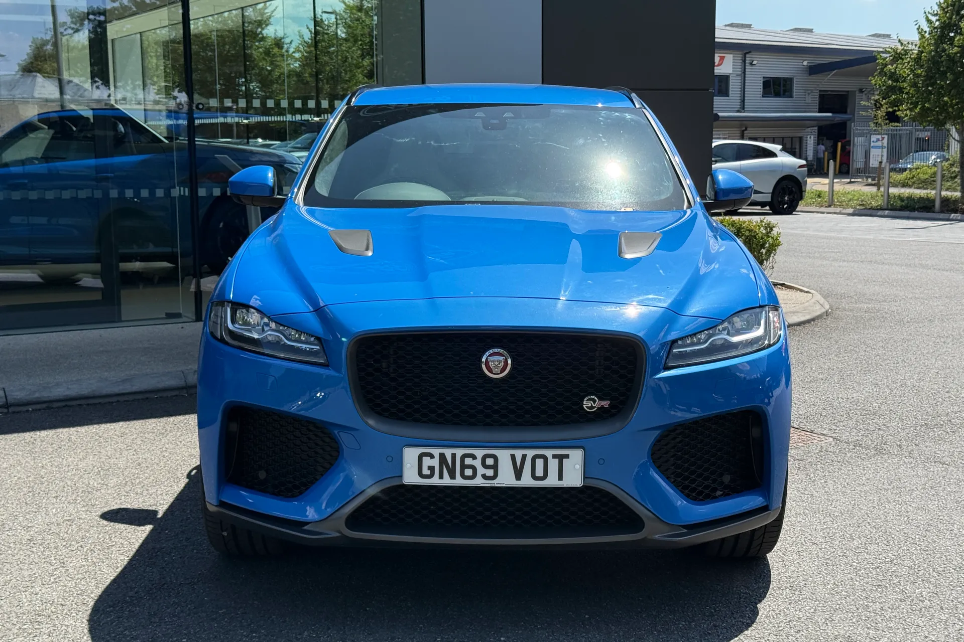 Jaguar F-PACE thumbnail image number 54