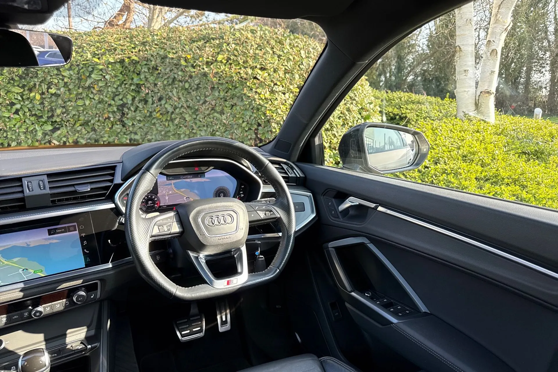 Audi Q3 thumbnail image number 48