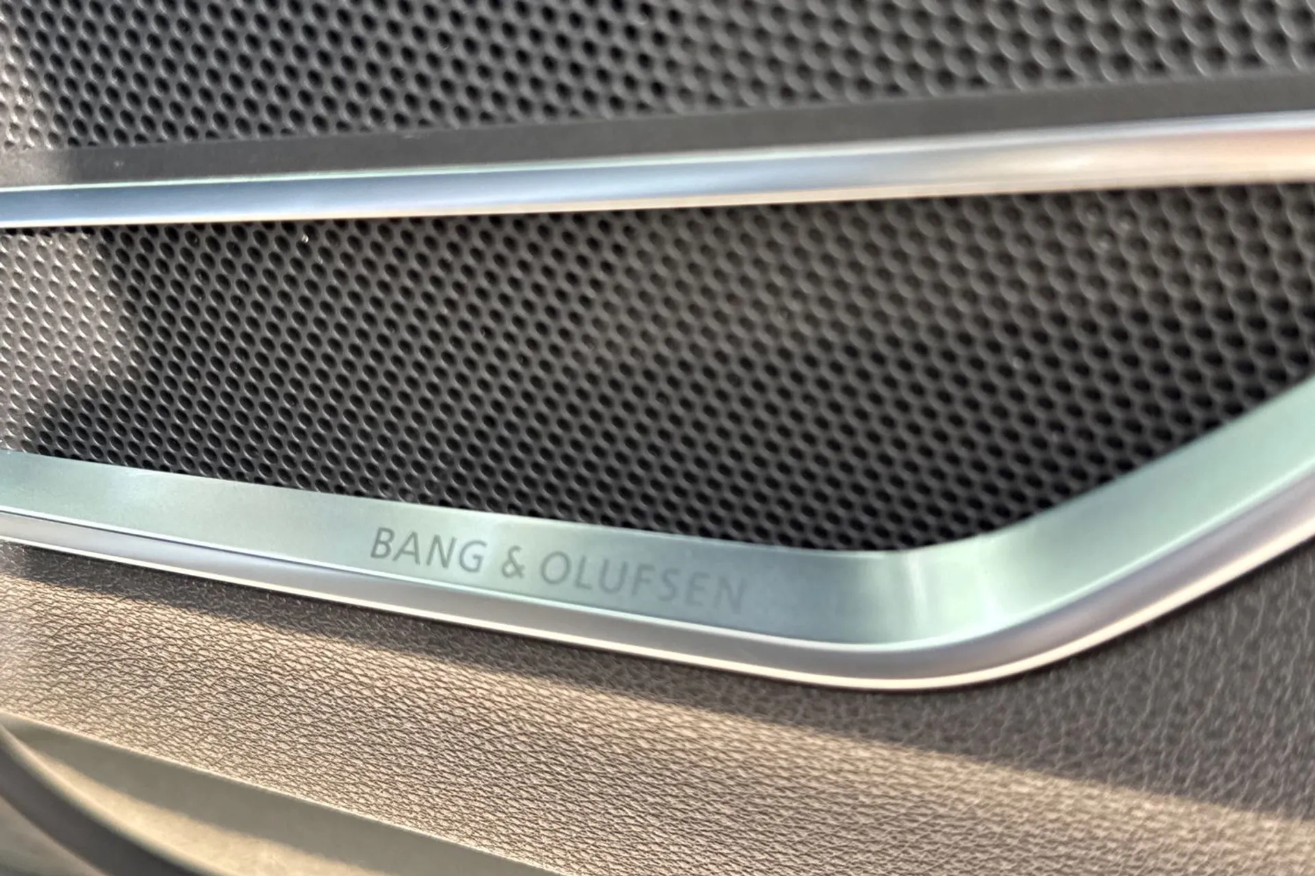 Audi Q3 thumbnail image number 26