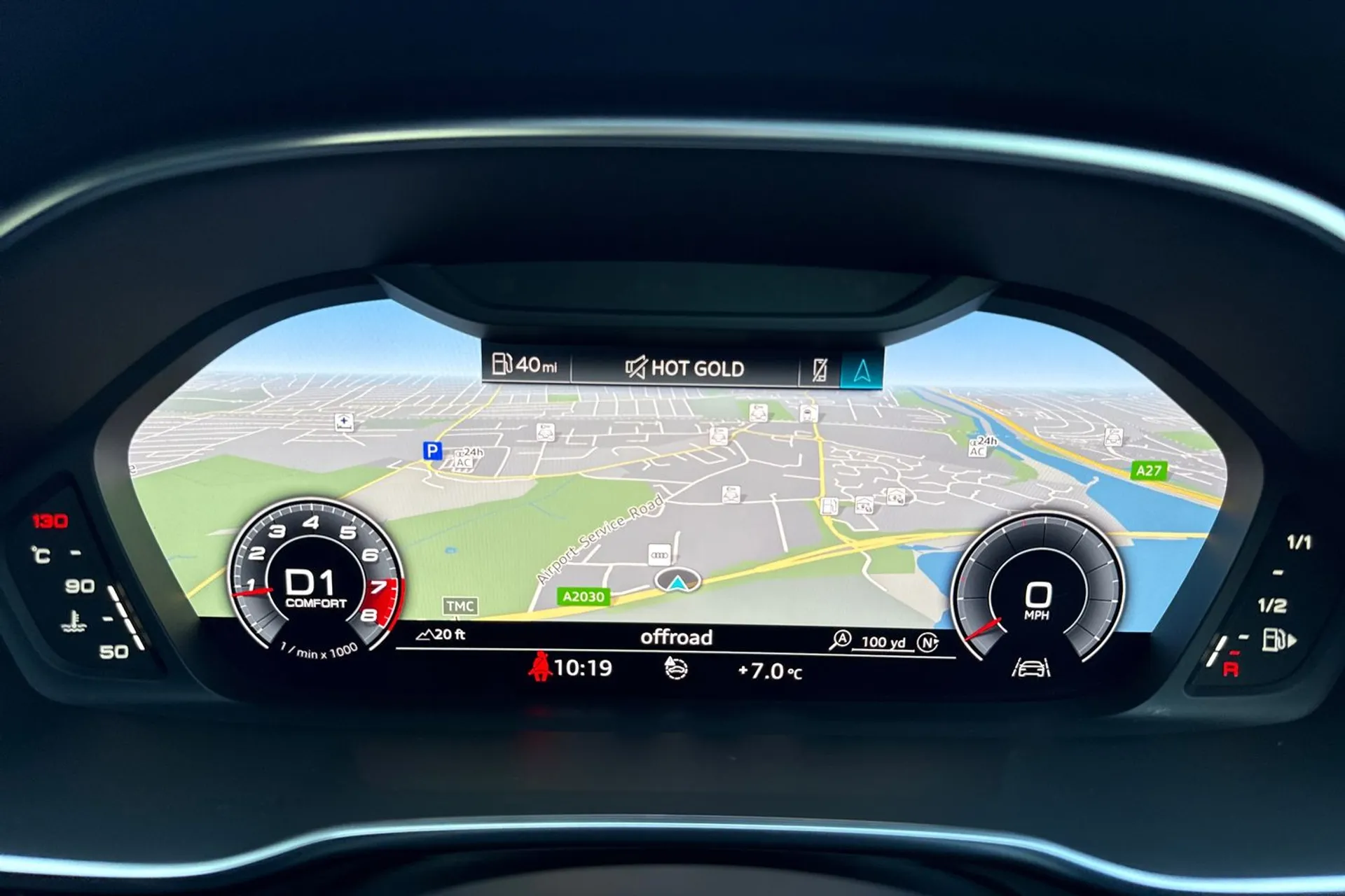 Audi Q3 thumbnail image number 6