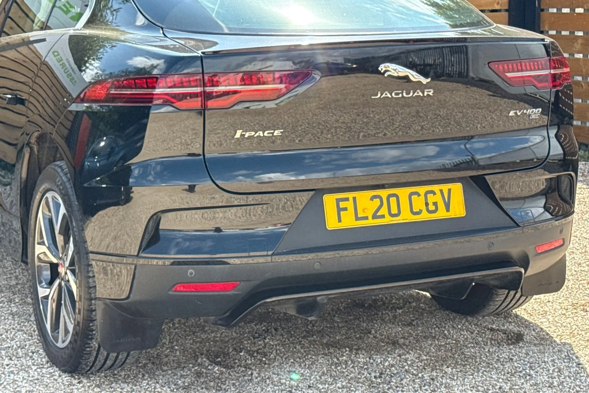Jaguar I-PACE thumbnail image number 18