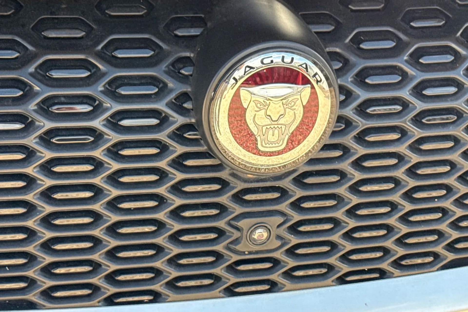 Jaguar I-PACE thumbnail image number 50