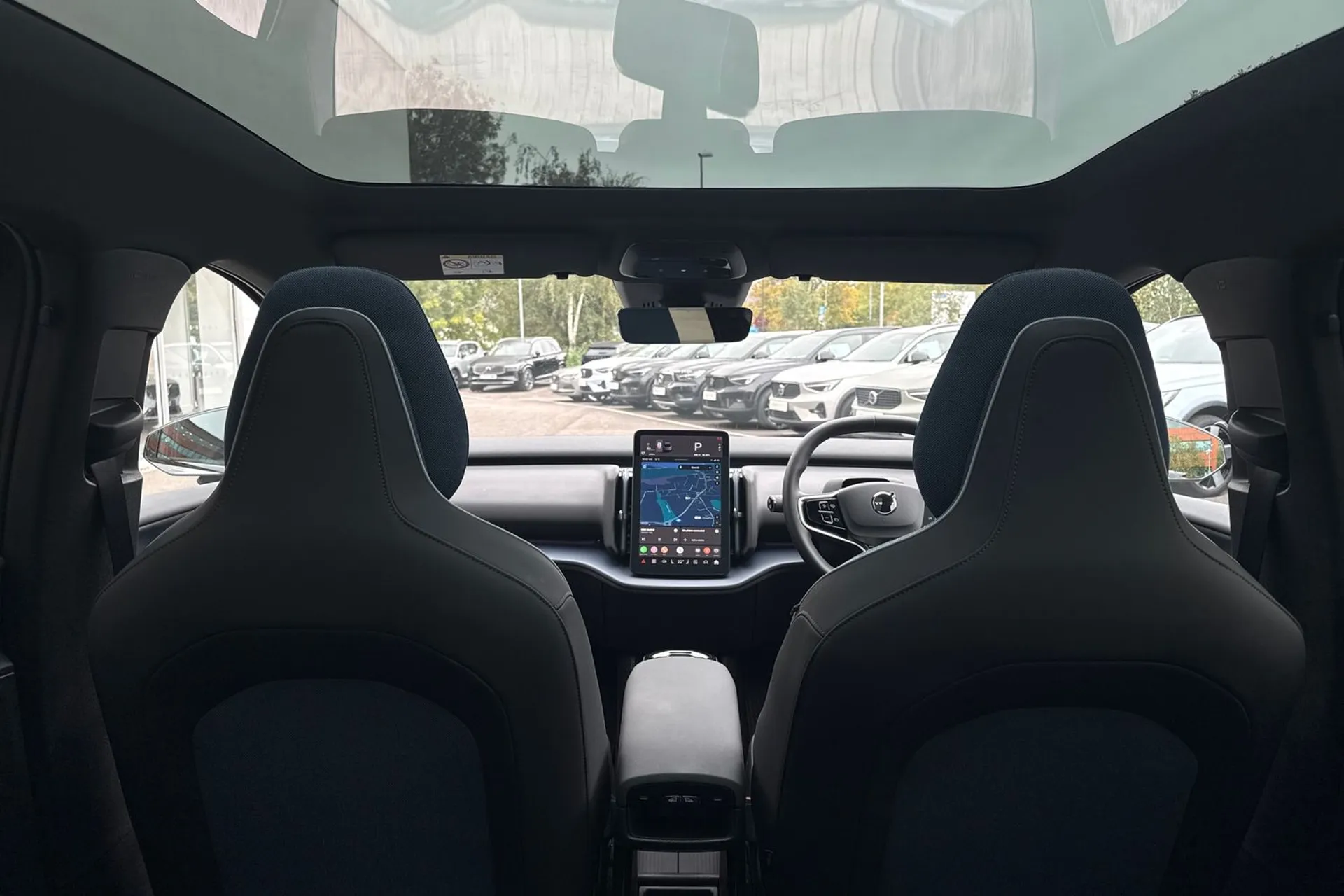 Volvo EX30 thumbnail image number 21