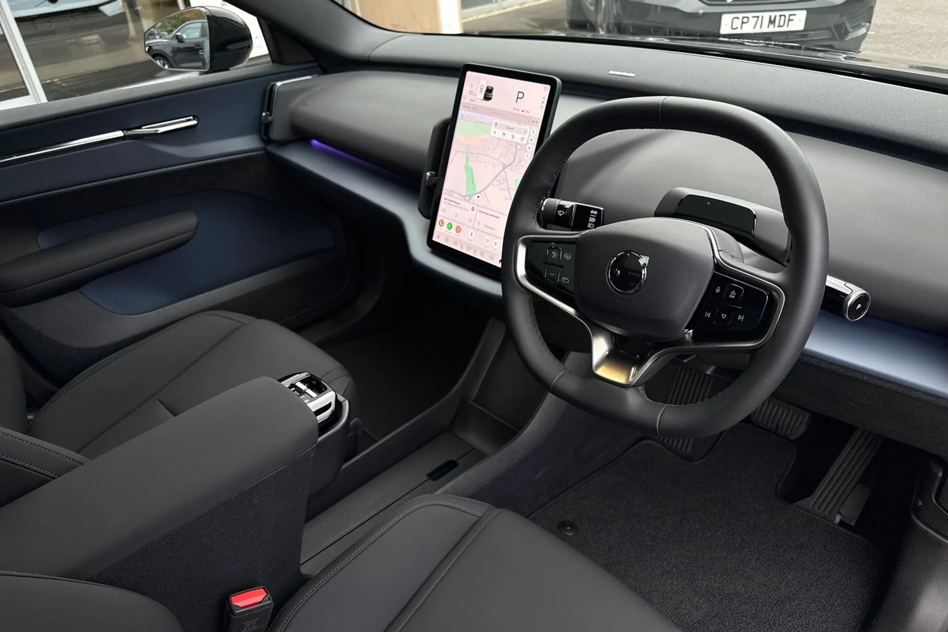 Volvo EX30 thumbnail image number 5