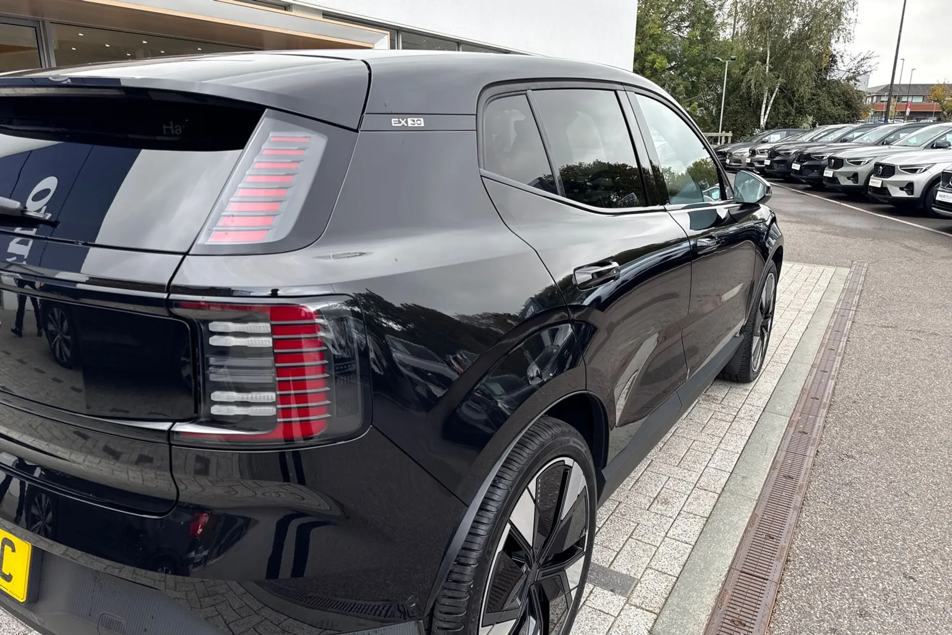 Volvo EX30 thumbnail image number 14