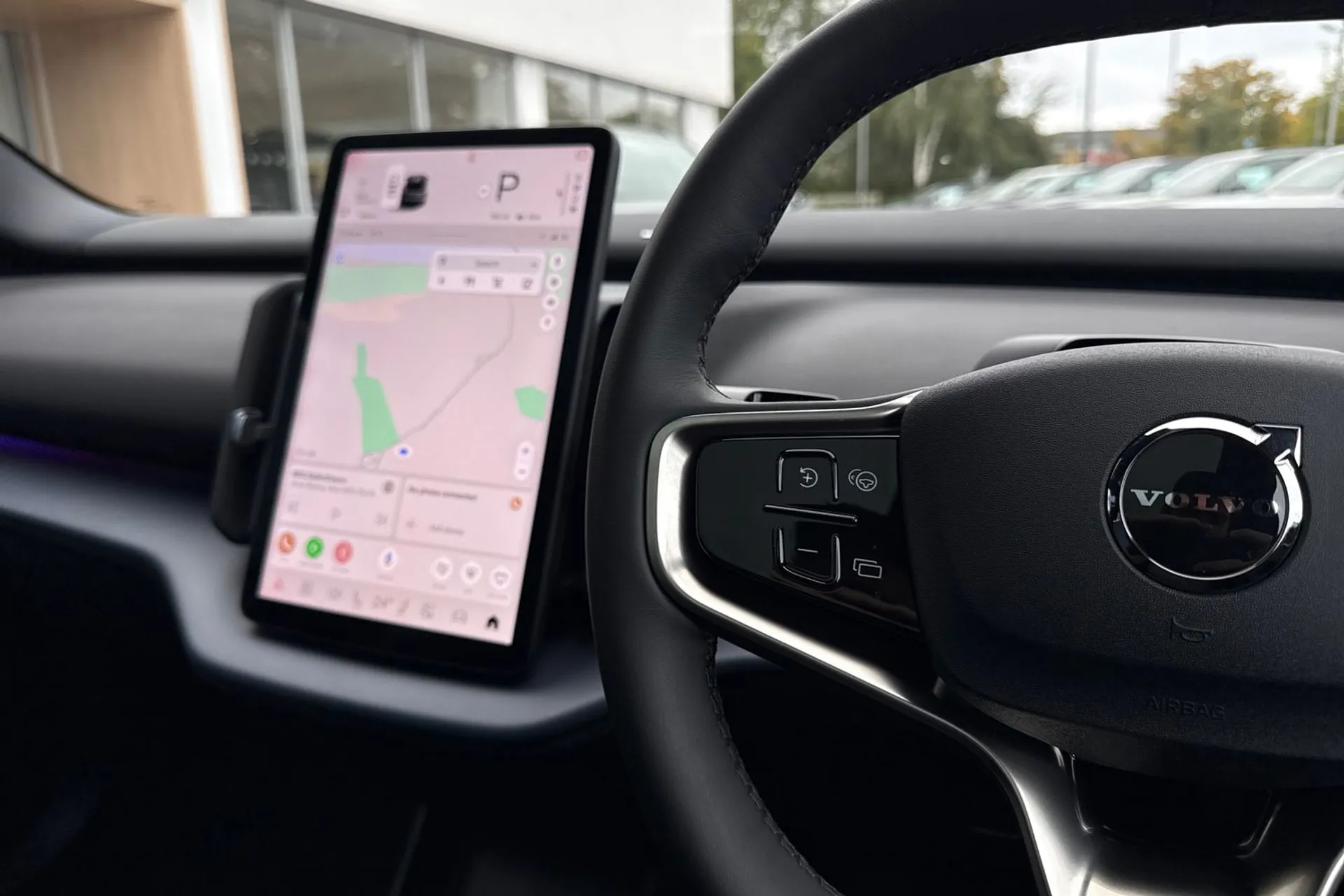 Volvo EX30 thumbnail image number 35