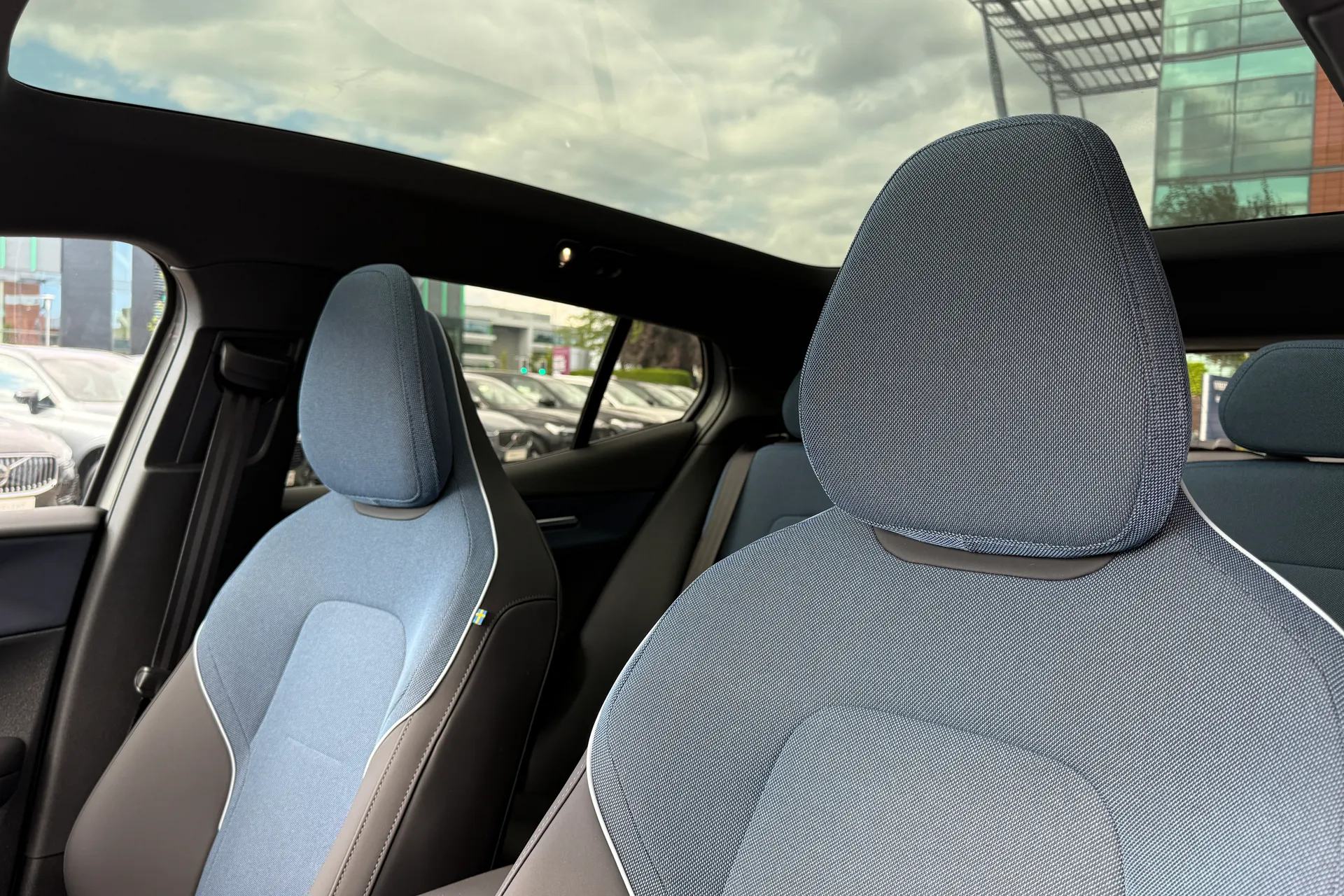 Volvo EX30 thumbnail image number 28