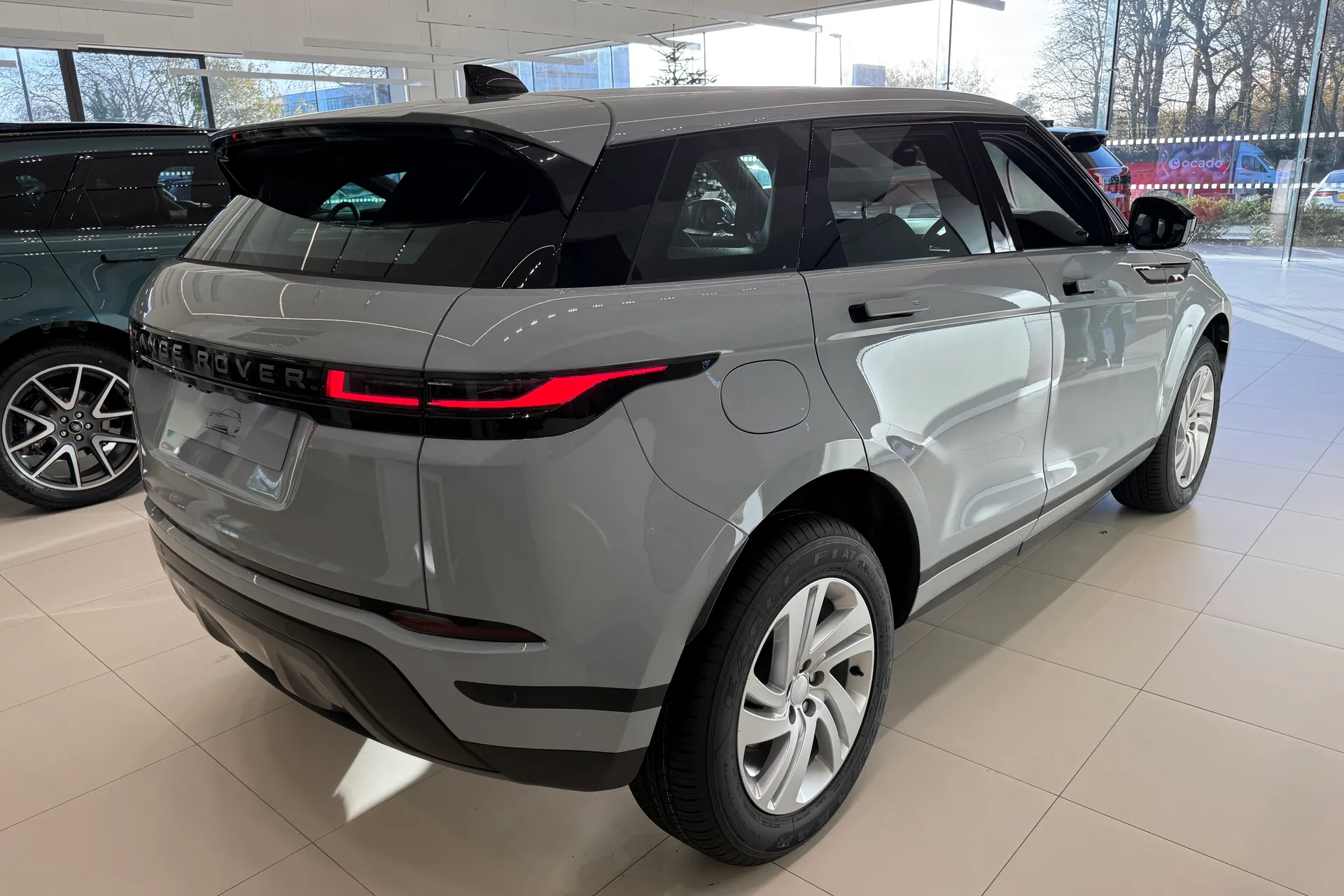 LAND ROVER RANGE ROVER EVOQUE thumbnail image number 9