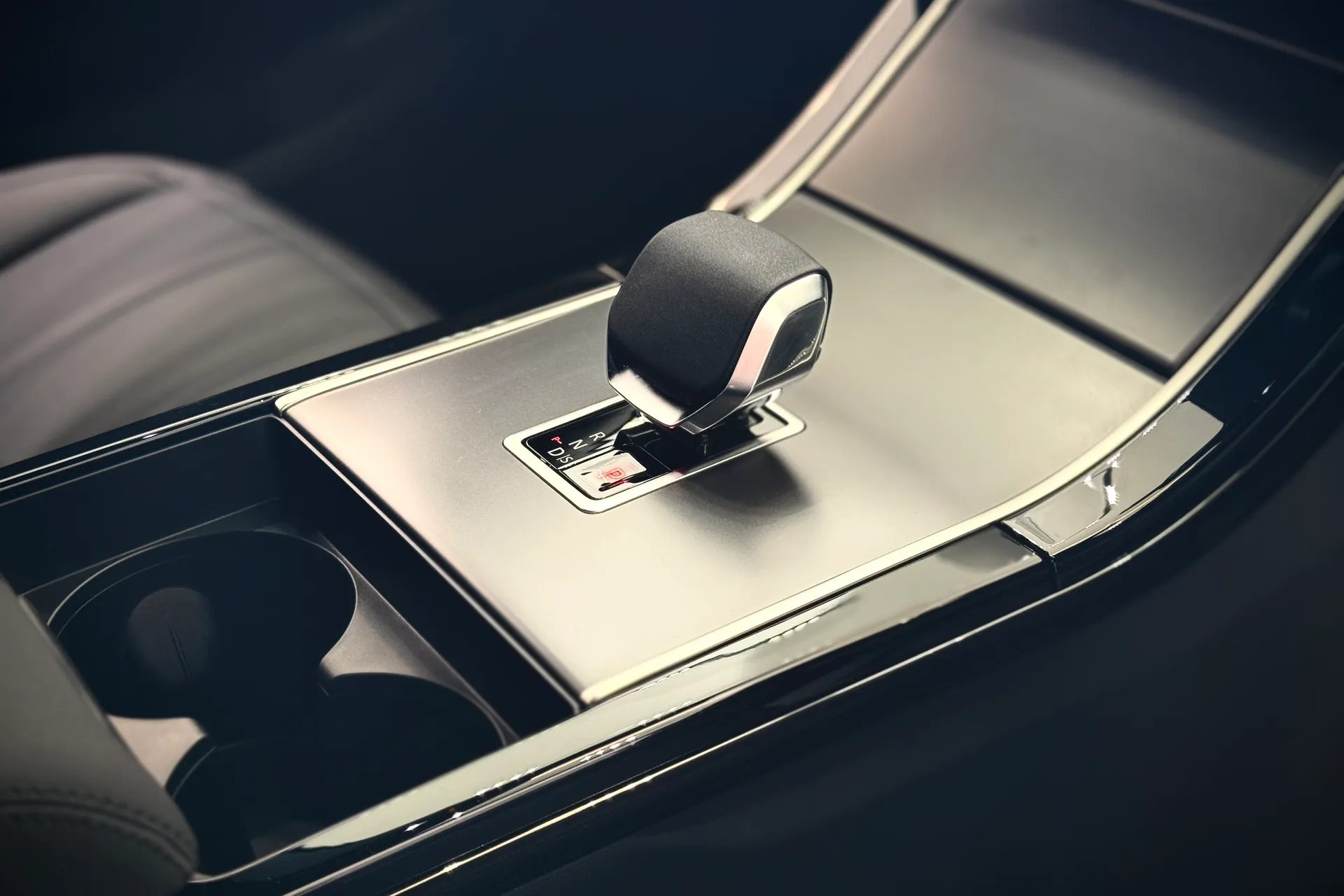 LAND ROVER RANGE ROVER EVOQUE thumbnail image number 23