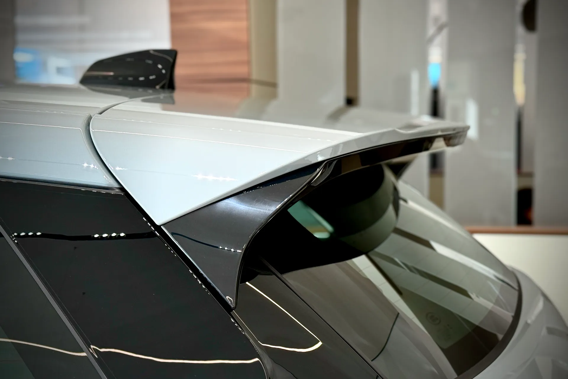 LAND ROVER RANGE ROVER EVOQUE thumbnail image number 18