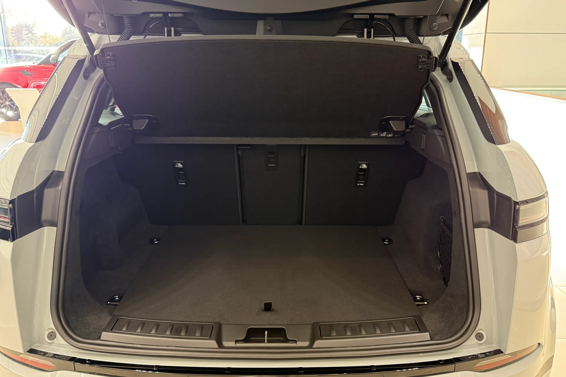 LAND ROVER RANGE ROVER EVOQUE thumbnail image number 30