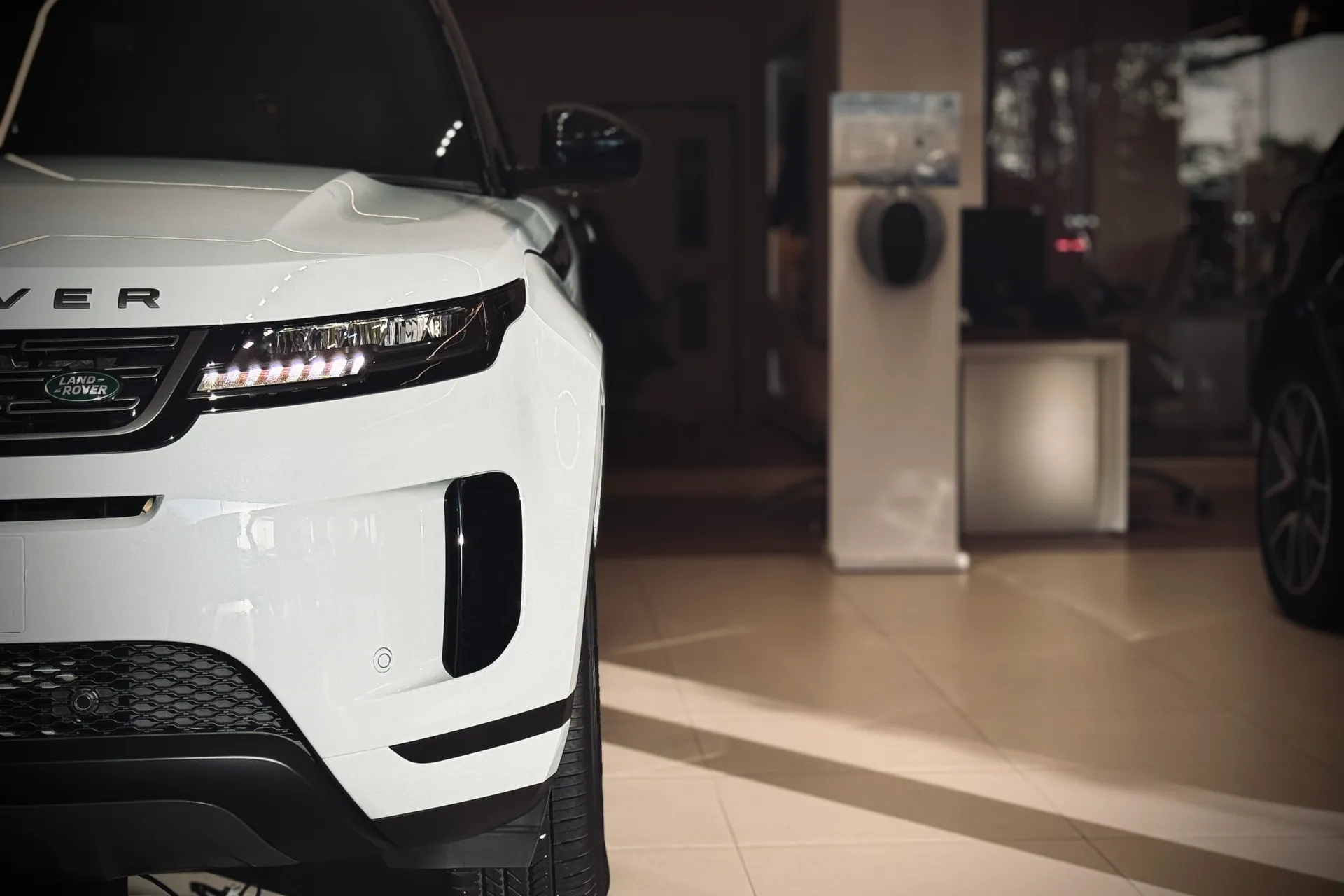 LAND ROVER RANGE ROVER EVOQUE thumbnail image number 12