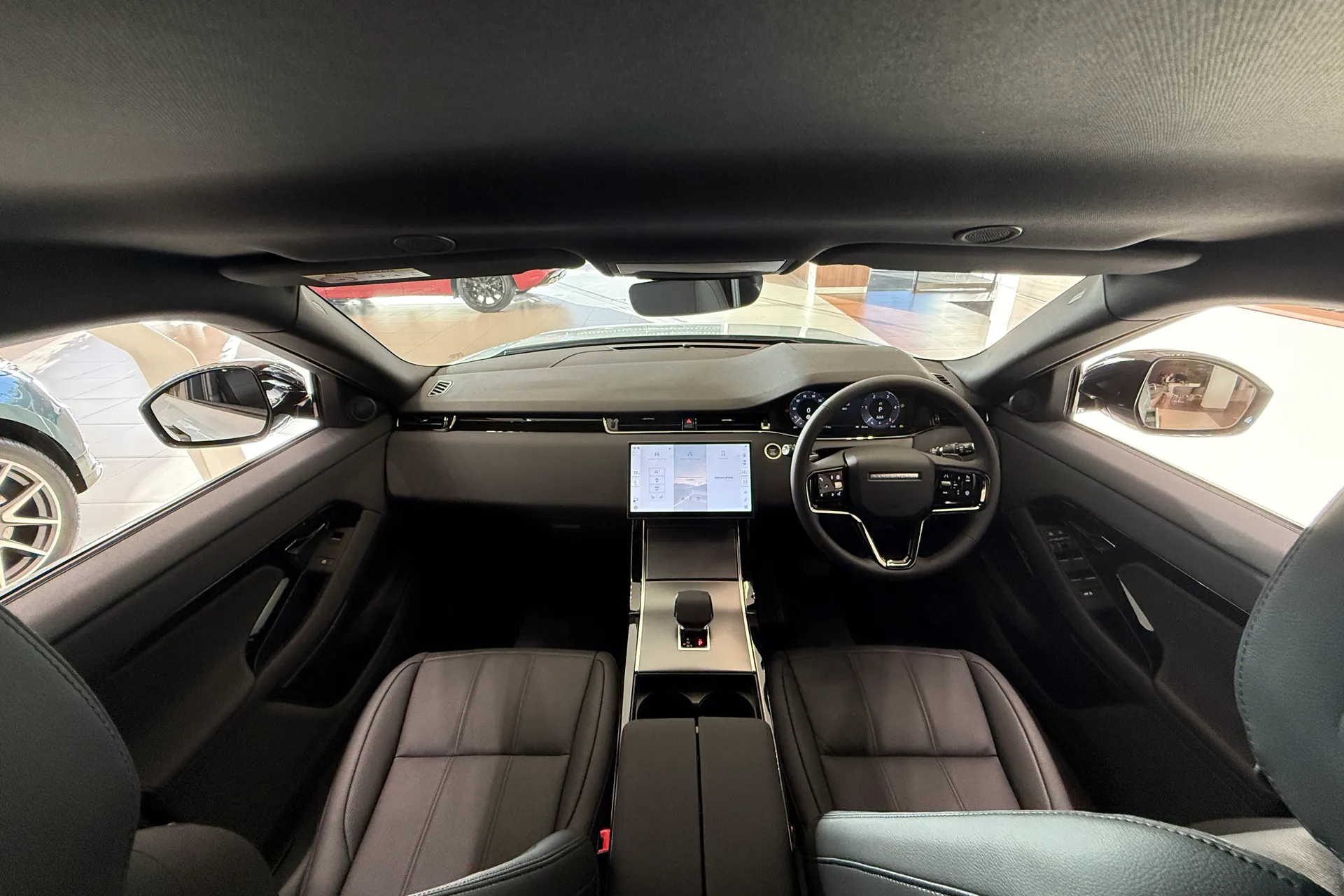 LAND ROVER RANGE ROVER EVOQUE thumbnail image number 3