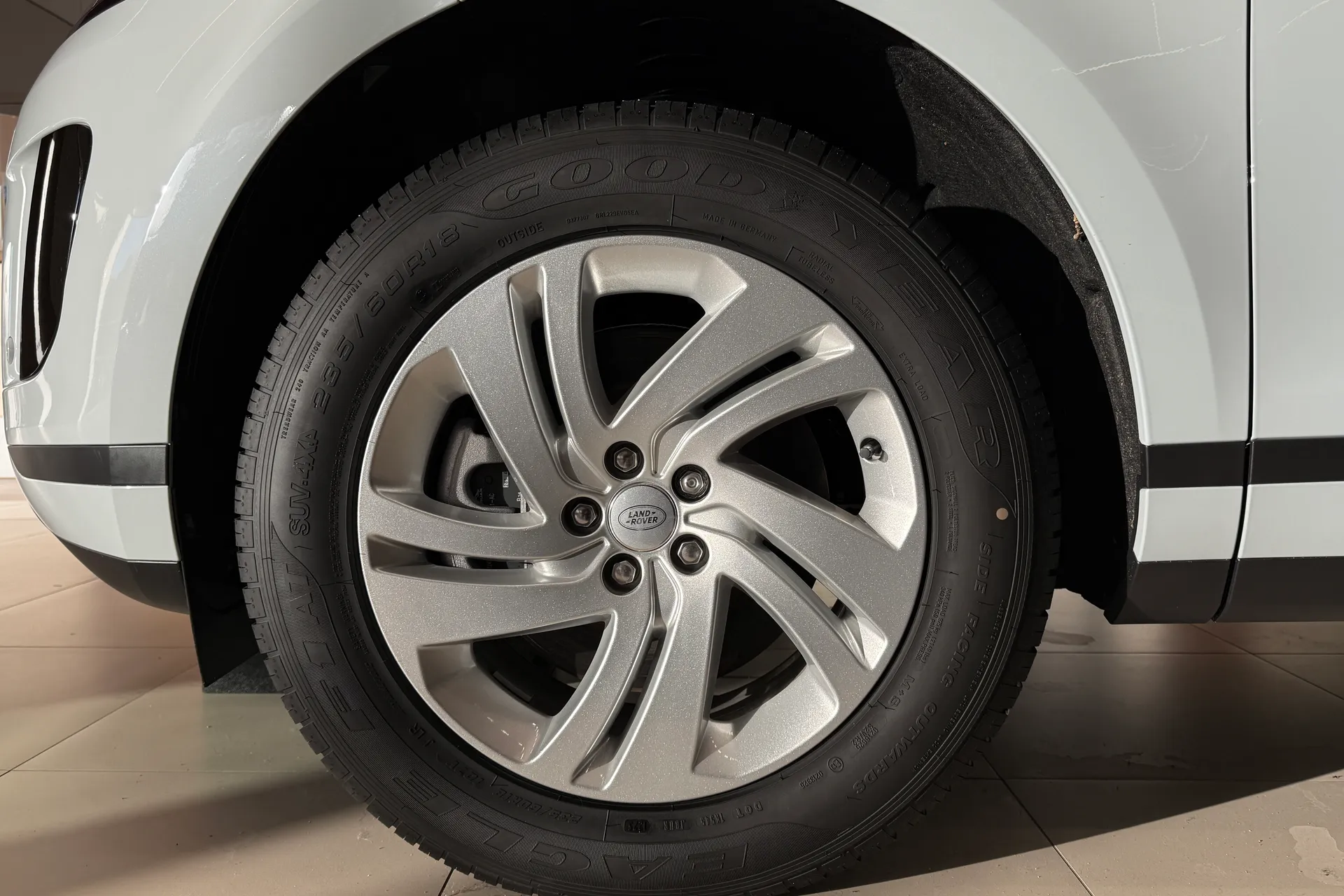 LAND ROVER RANGE ROVER EVOQUE thumbnail image number 21