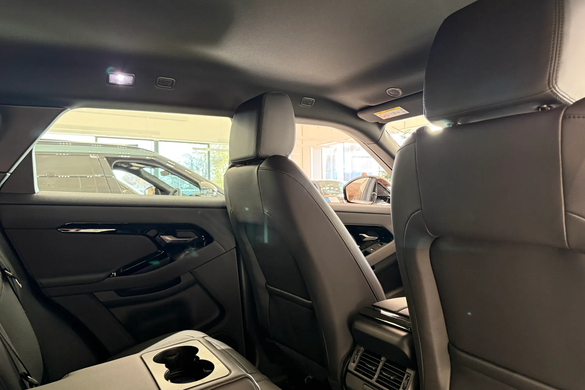 LAND ROVER RANGE ROVER EVOQUE thumbnail image number 35