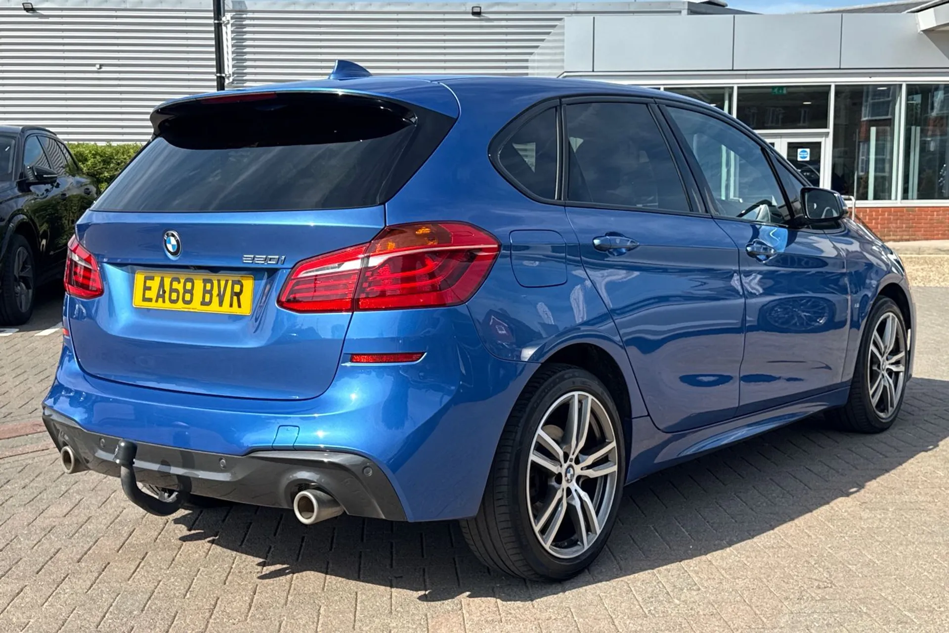 BMW 2 SERIES thumbnail image number 4