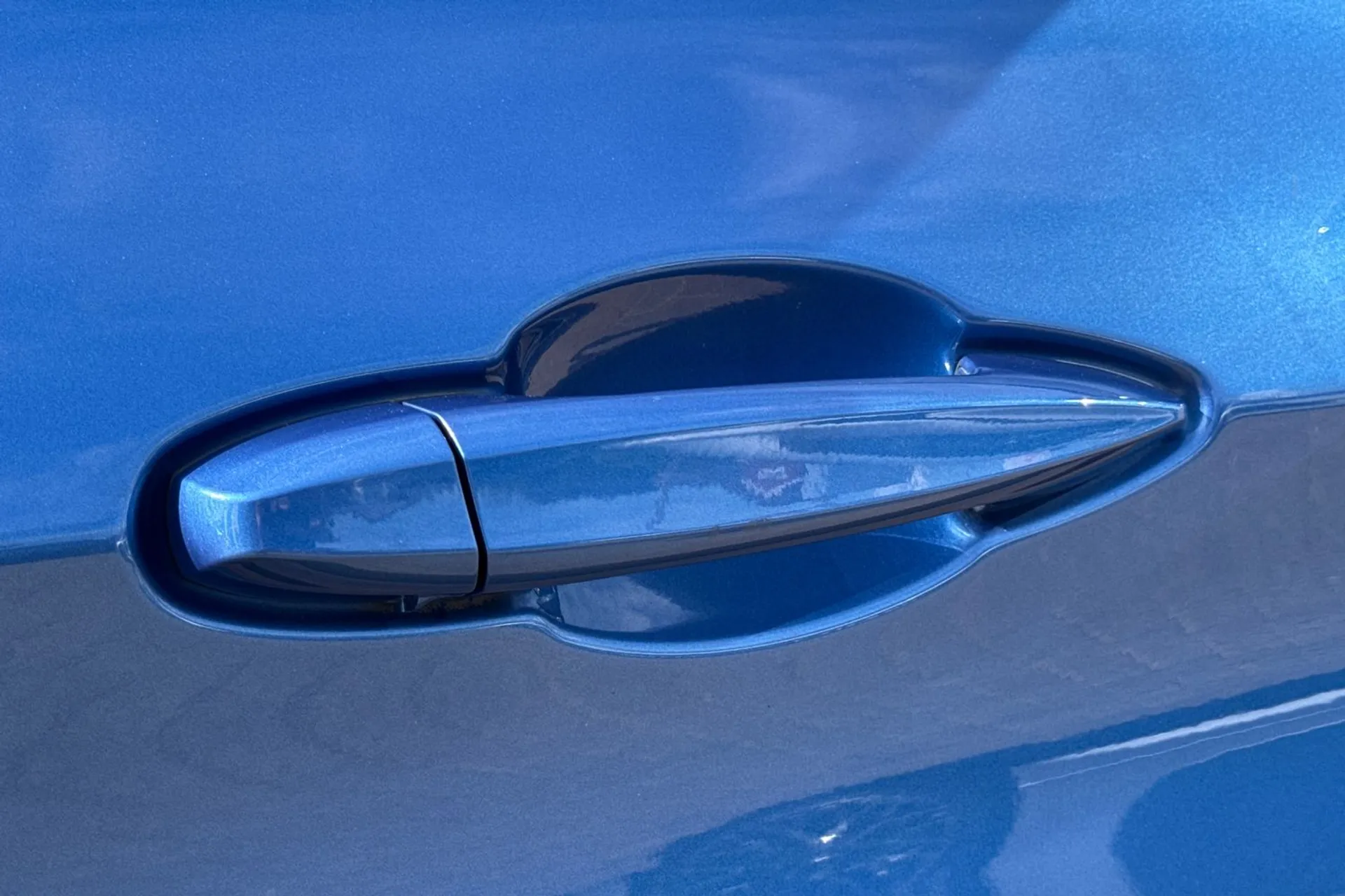 BMW 2 SERIES thumbnail image number 42