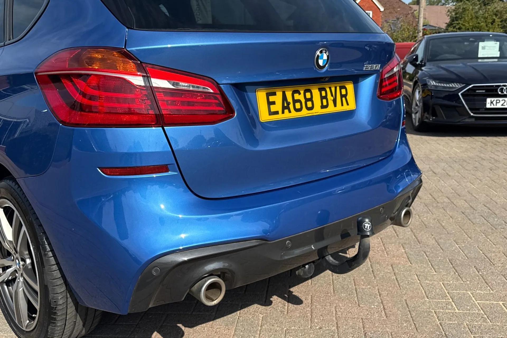 BMW 2 SERIES thumbnail image number 45