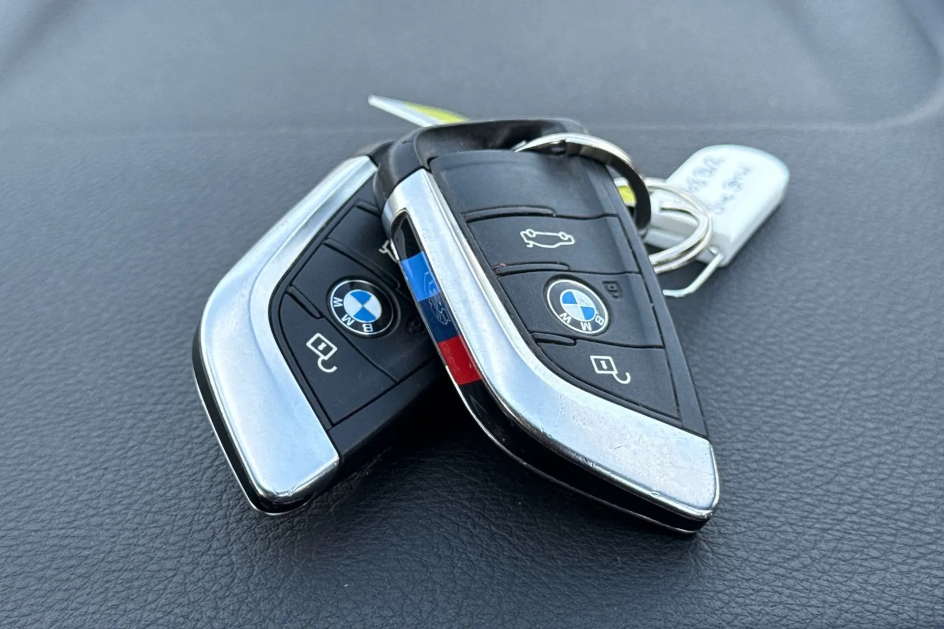 BMW 2 SERIES thumbnail image number 9