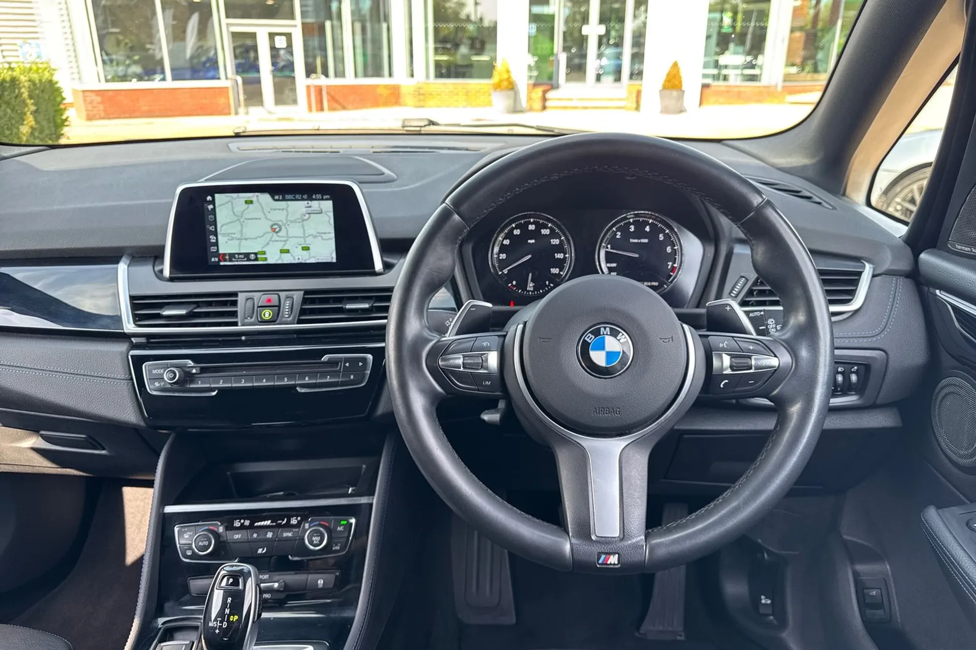 BMW 2 SERIES thumbnail image number 33