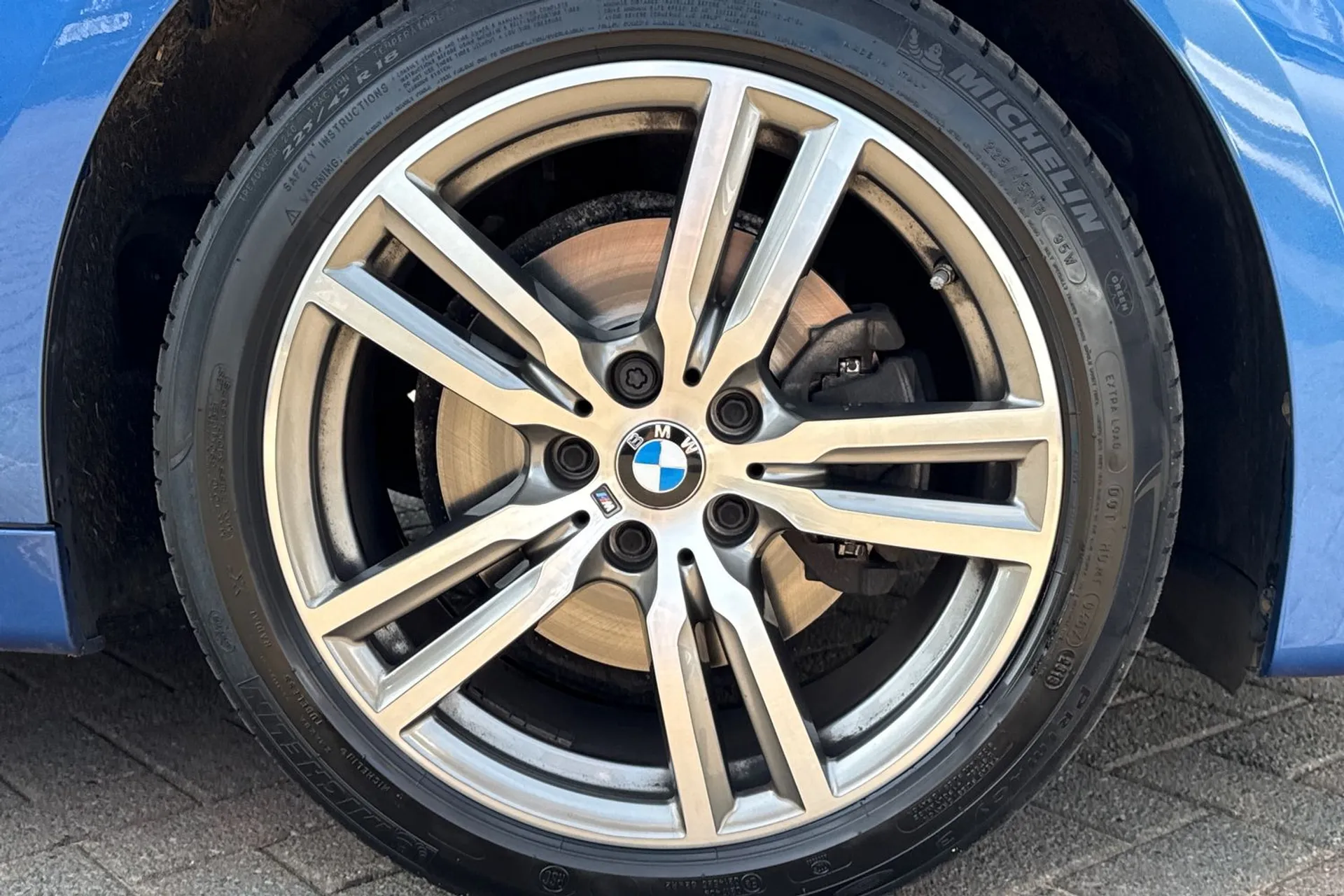 BMW 2 SERIES thumbnail image number 8