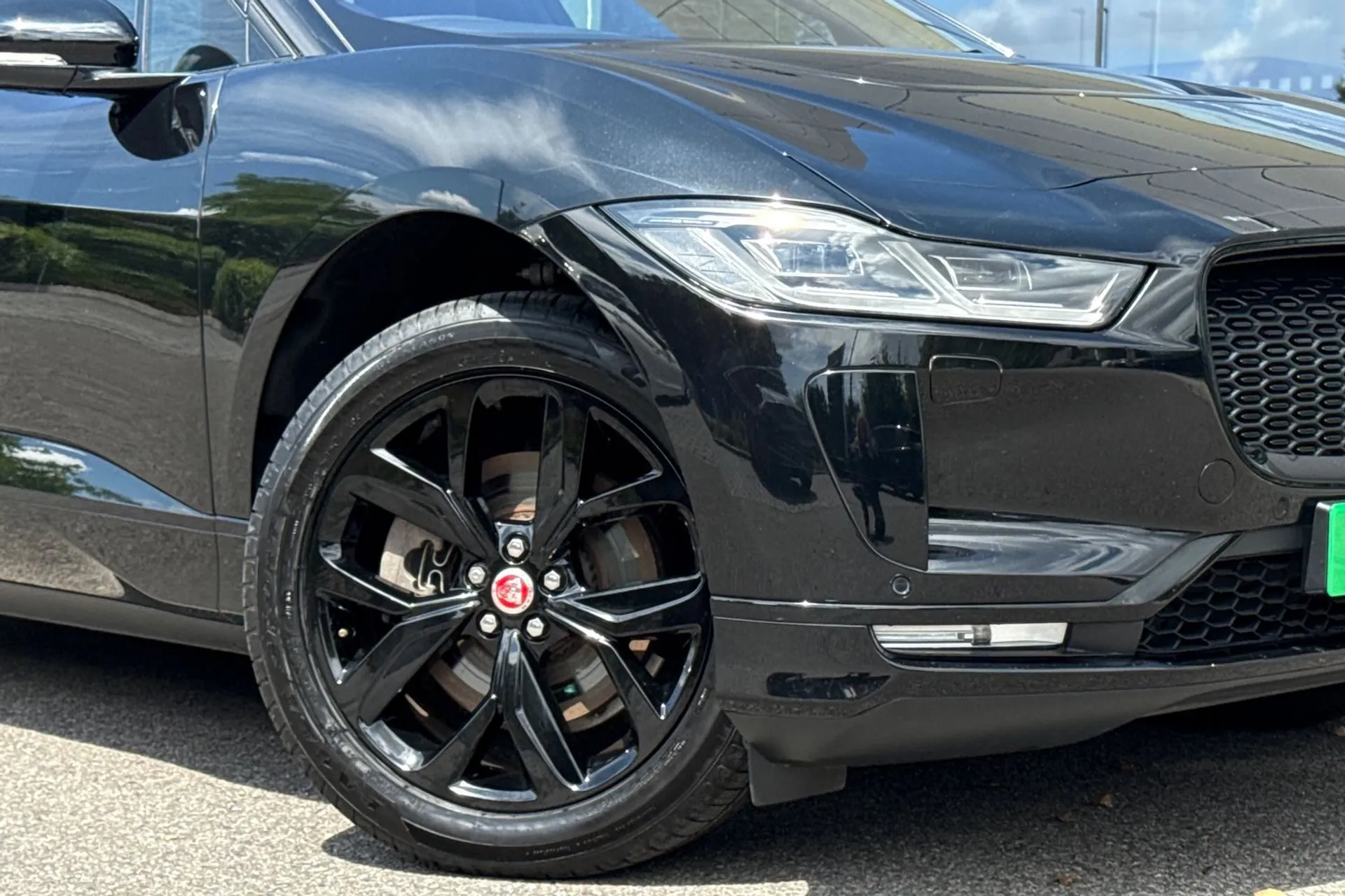 Jaguar I-PACE thumbnail image number 7