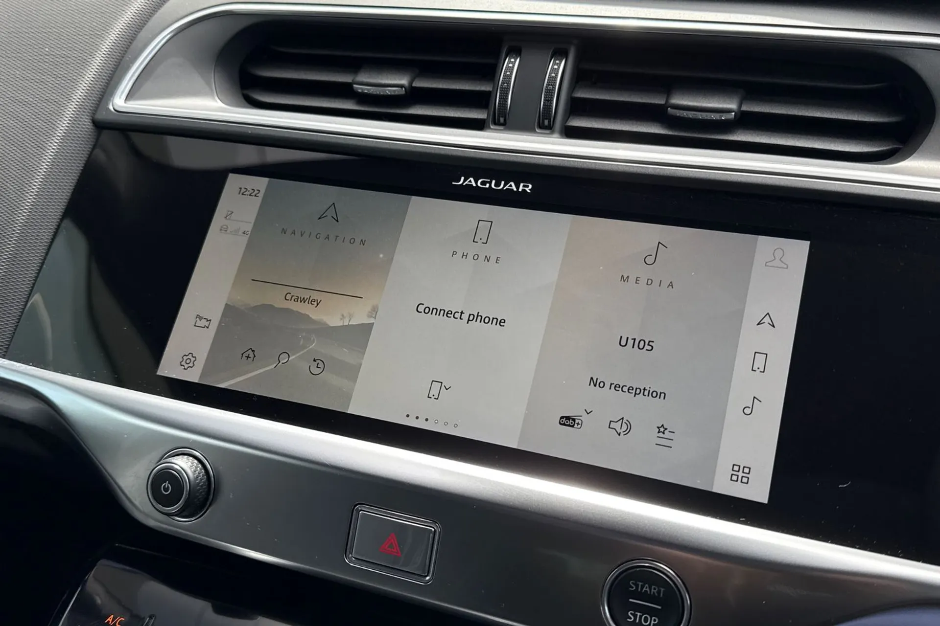 Jaguar I-PACE thumbnail image number 48