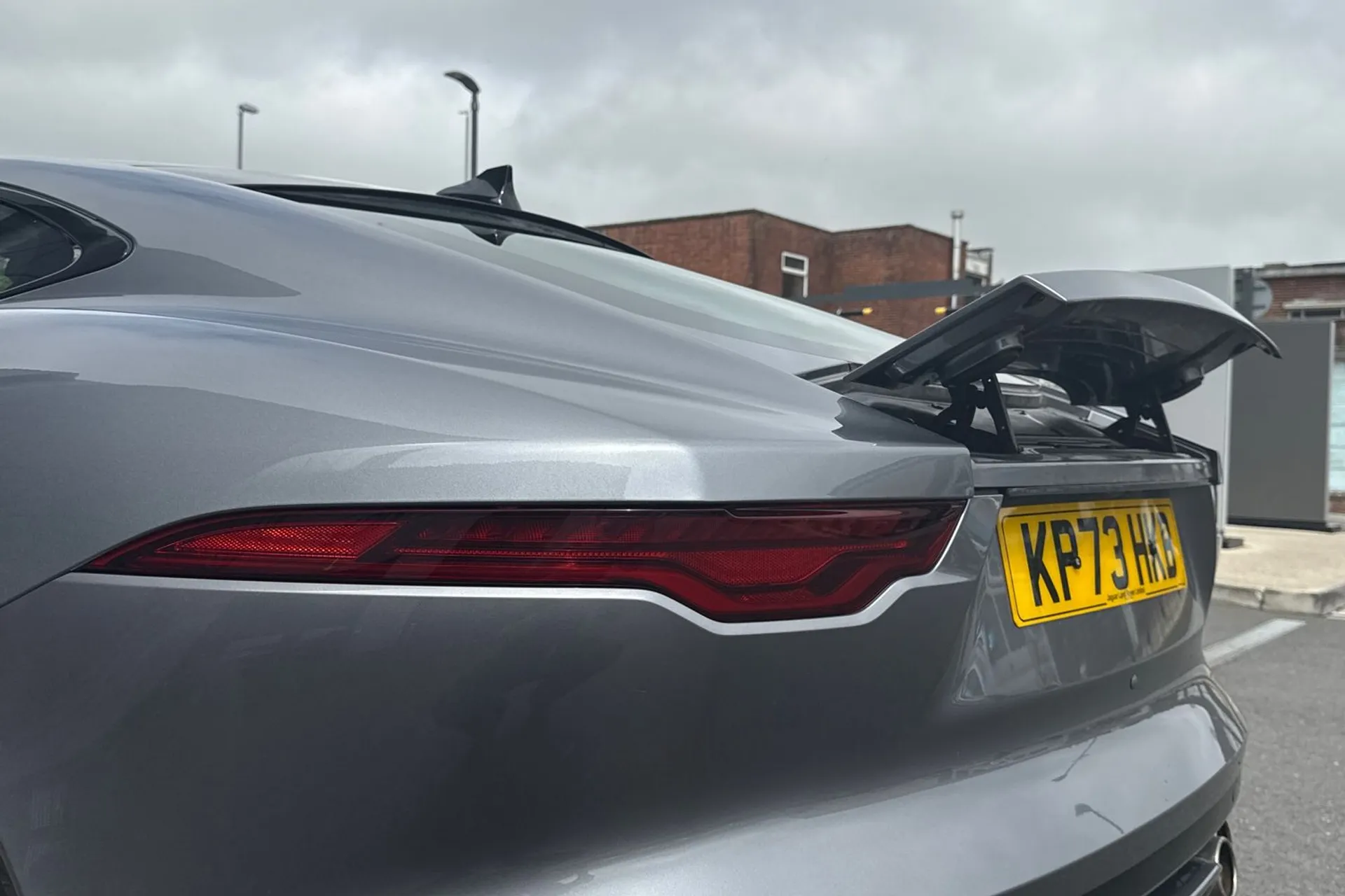 Jaguar F-TYPE thumbnail image number 13