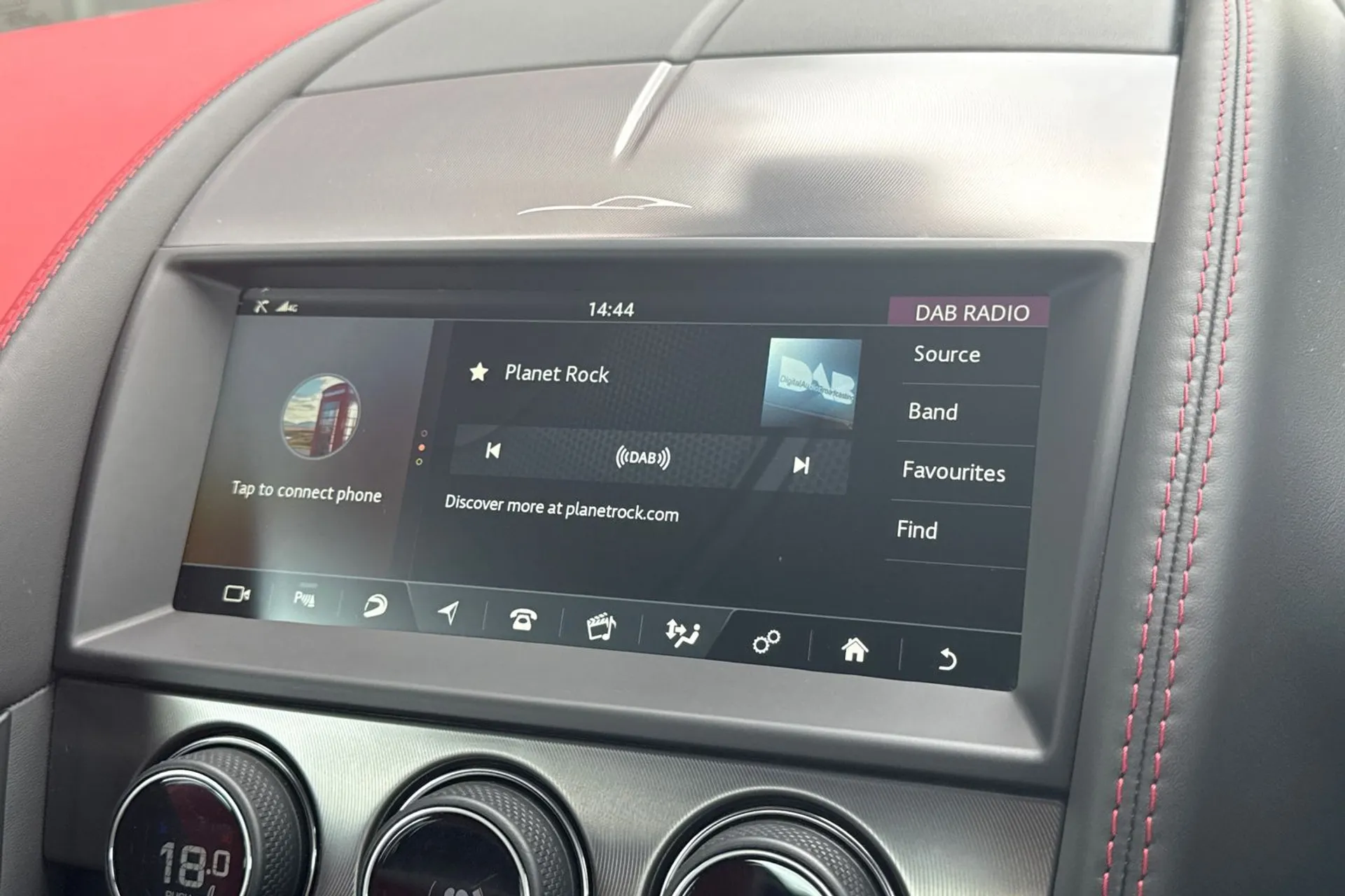 Jaguar F-TYPE thumbnail image number 20