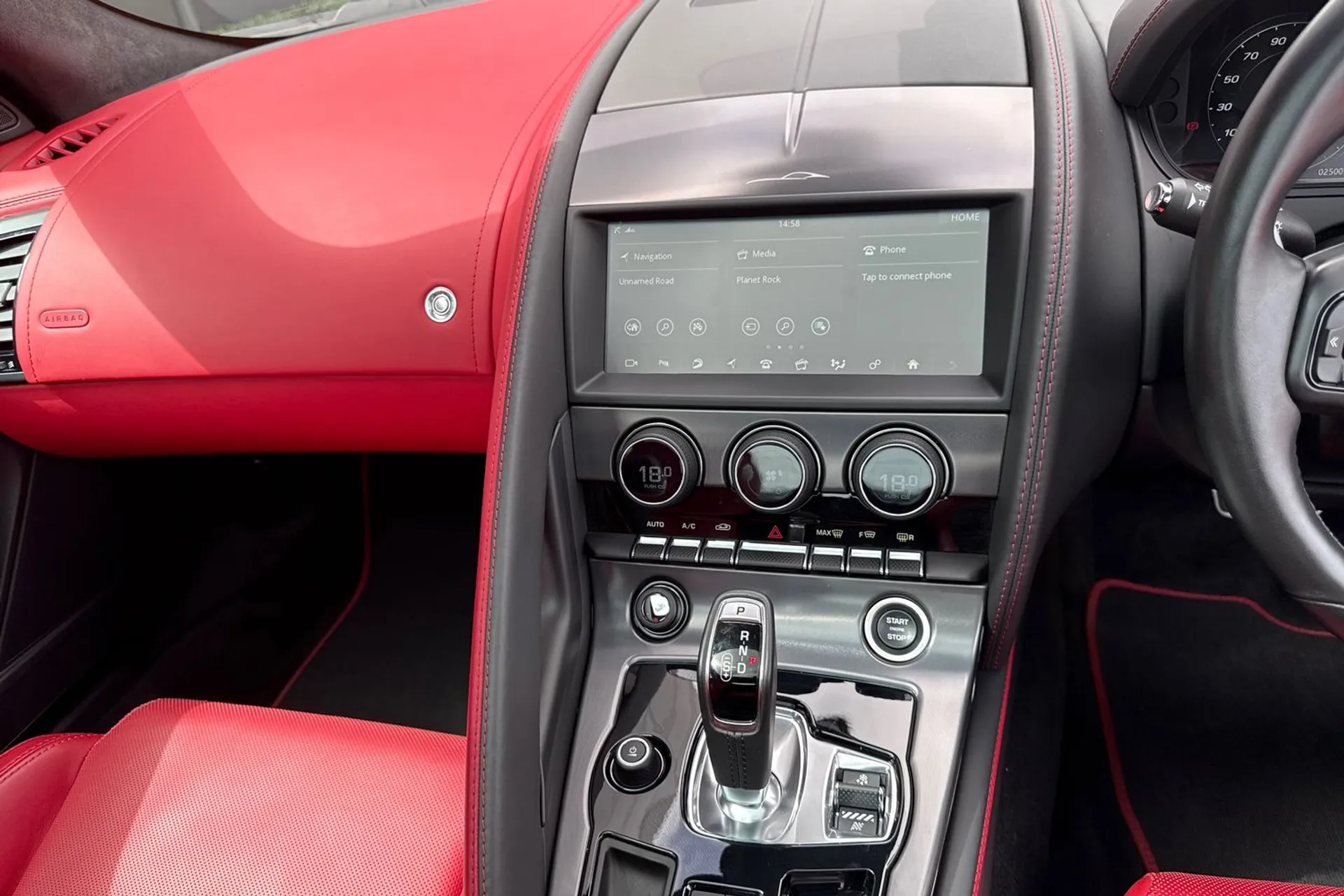 Jaguar F-TYPE thumbnail image number 50