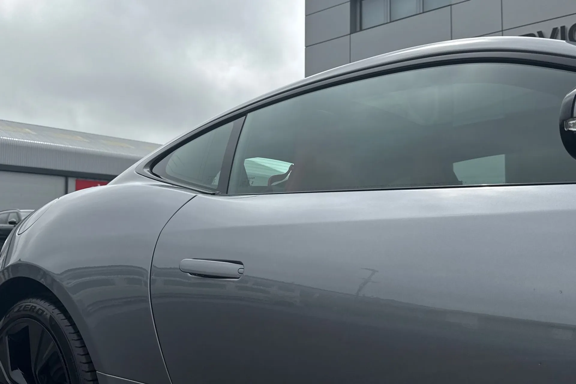 Jaguar F-TYPE thumbnail image number 23
