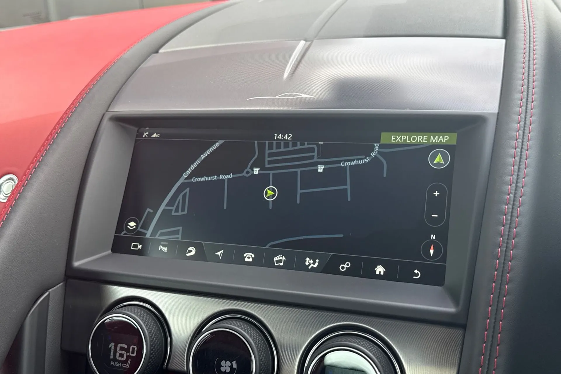 Jaguar F-TYPE thumbnail image number 6