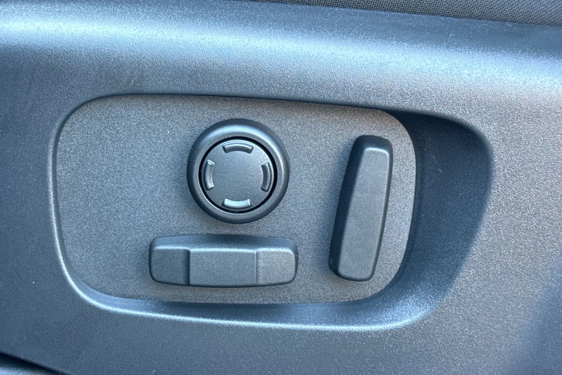 LAND ROVER RANGE ROVER EVOQUE thumbnail image number 54