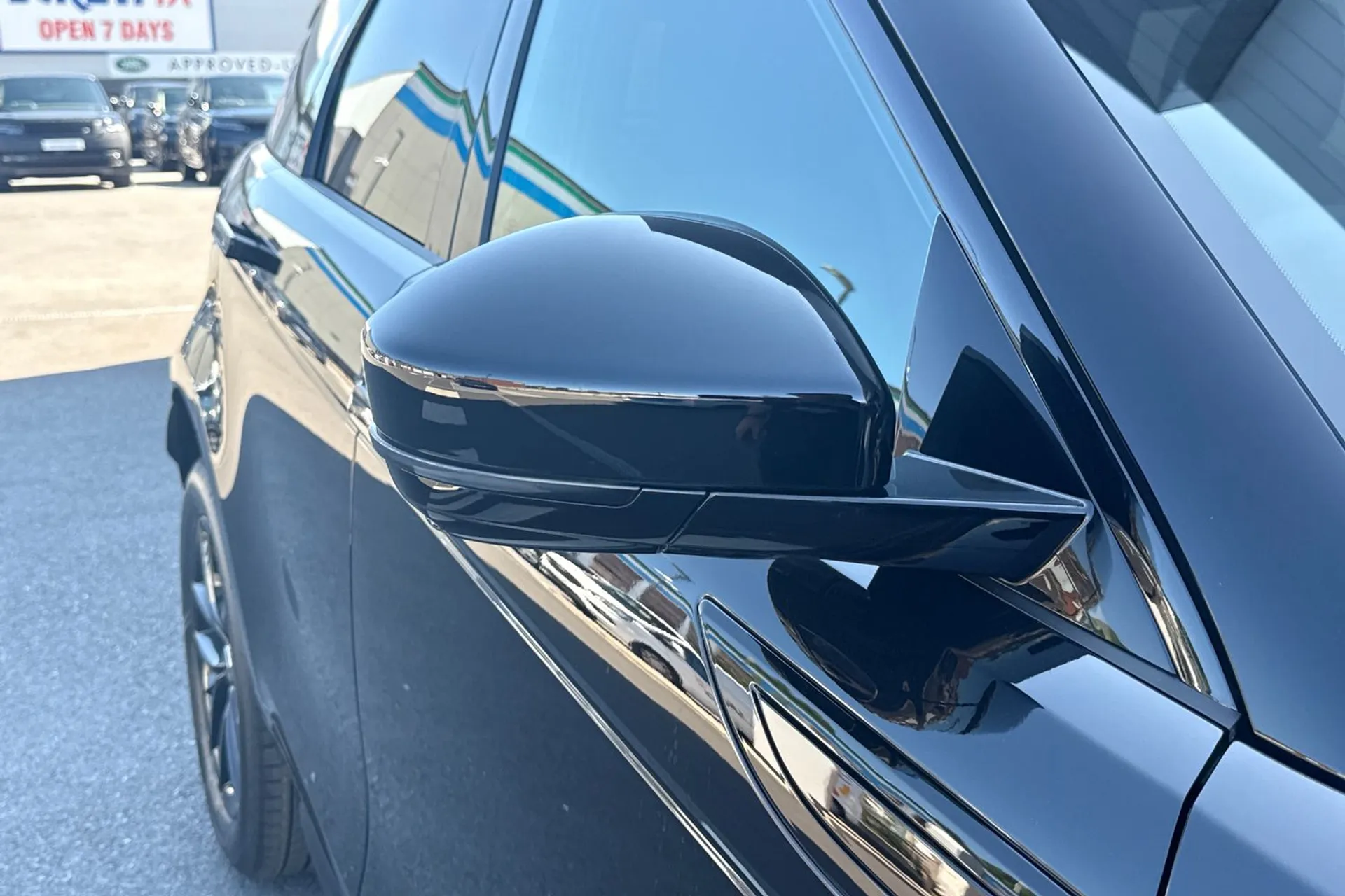 LAND ROVER RANGE ROVER EVOQUE thumbnail image number 25