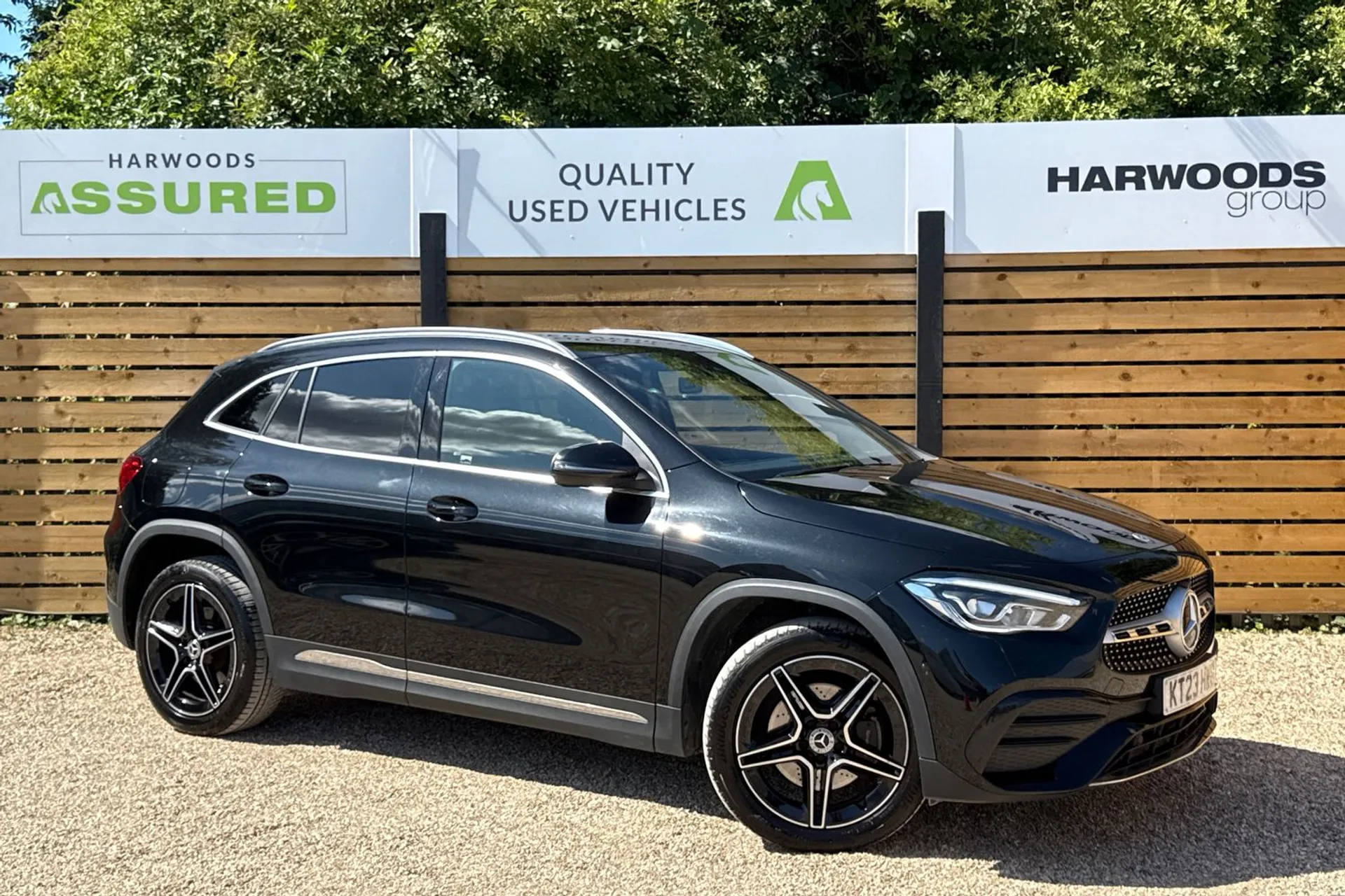 MERCEDES-BENZ GLA focused image