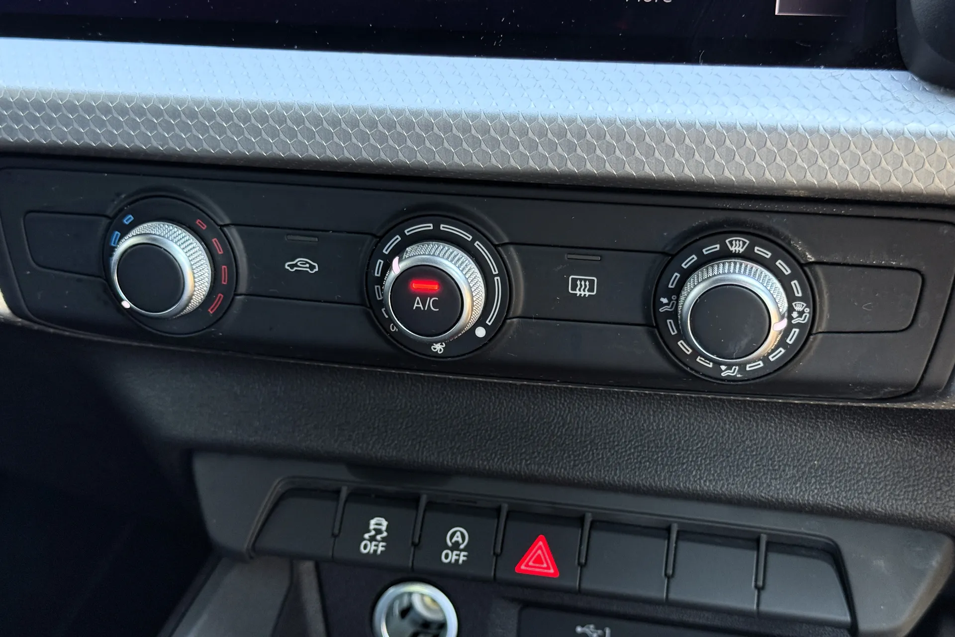 Audi A1 thumbnail image number 38