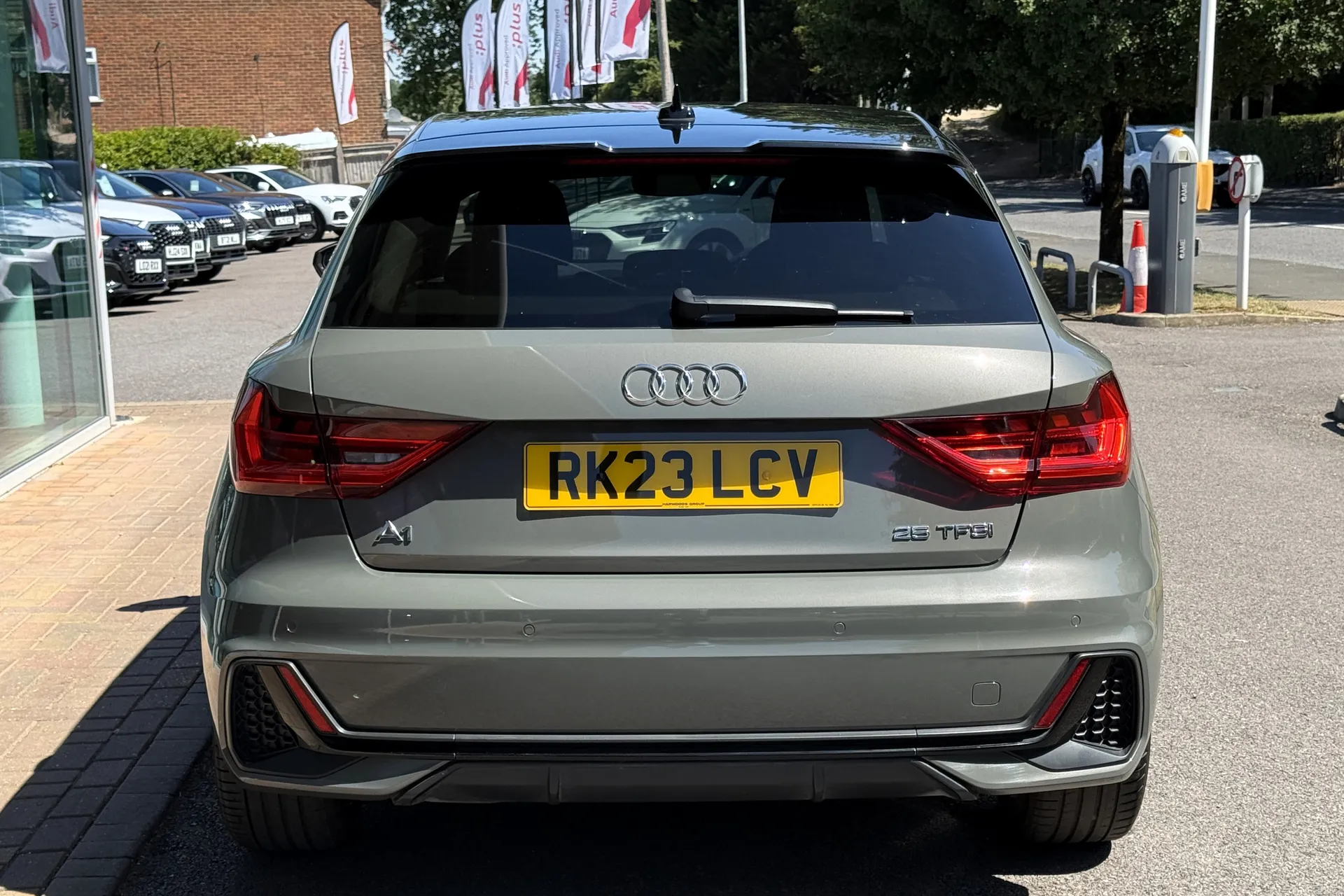 Audi A1 thumbnail image number 17