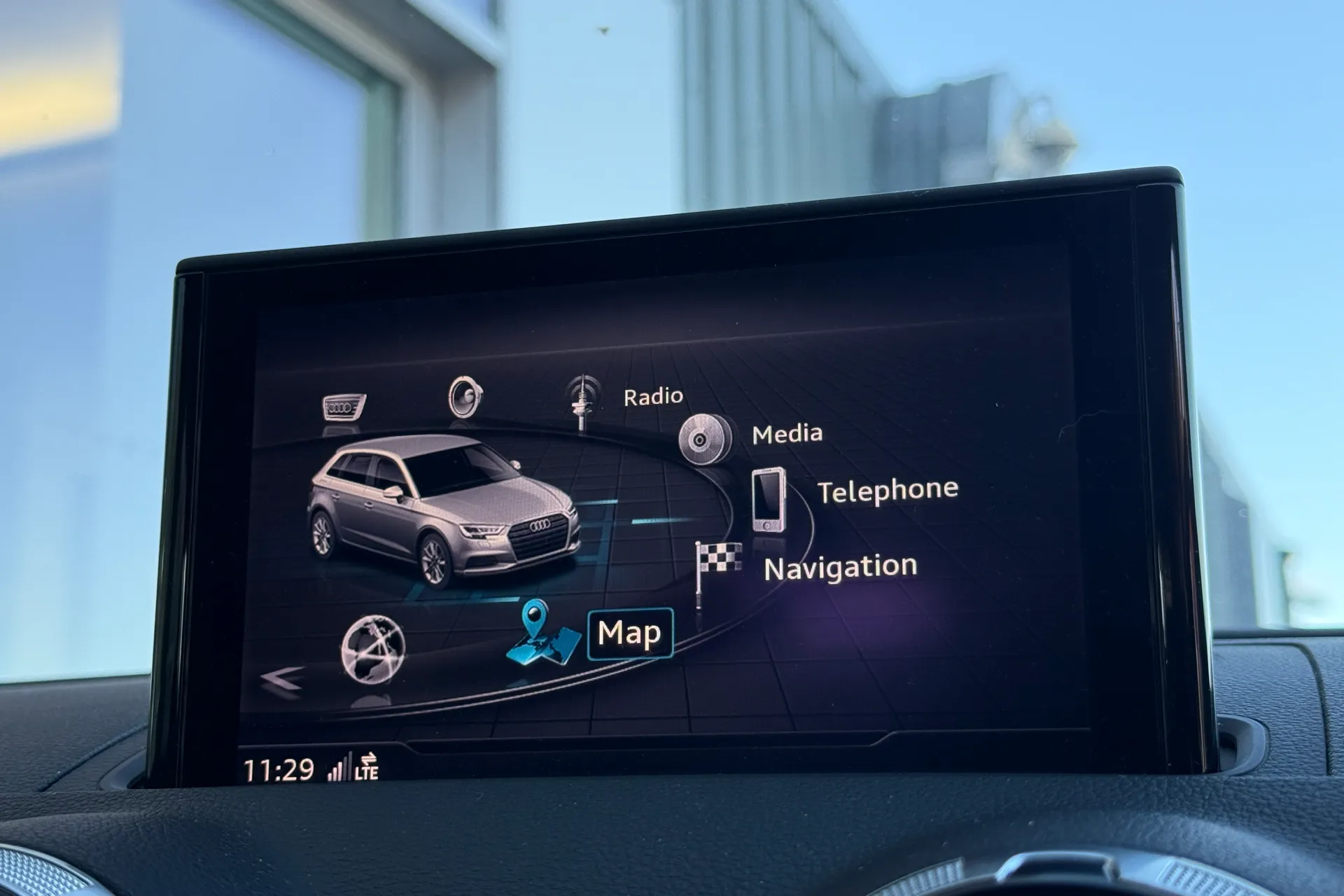 Audi A3 thumbnail image number 42