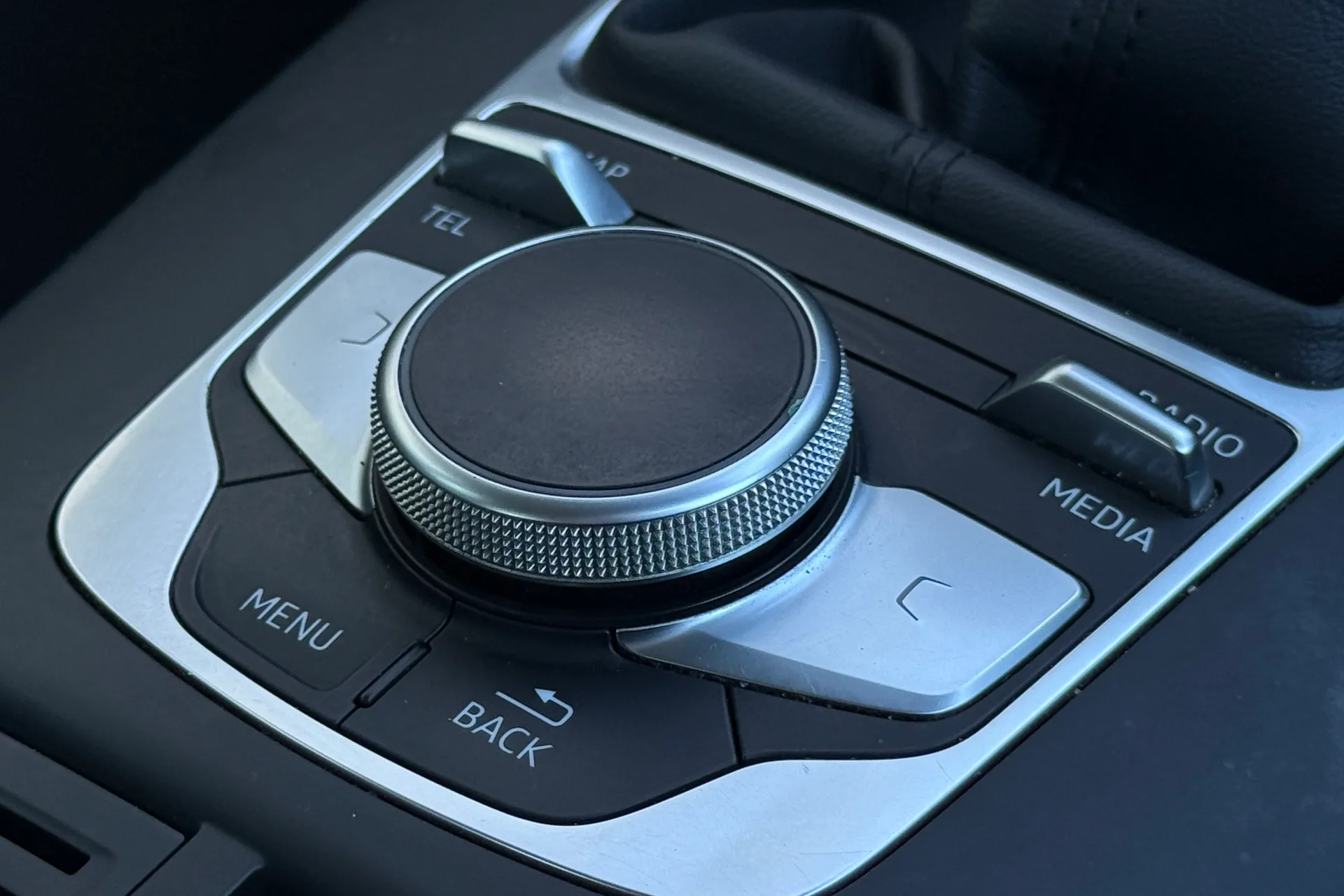 Audi A3 thumbnail image number 17