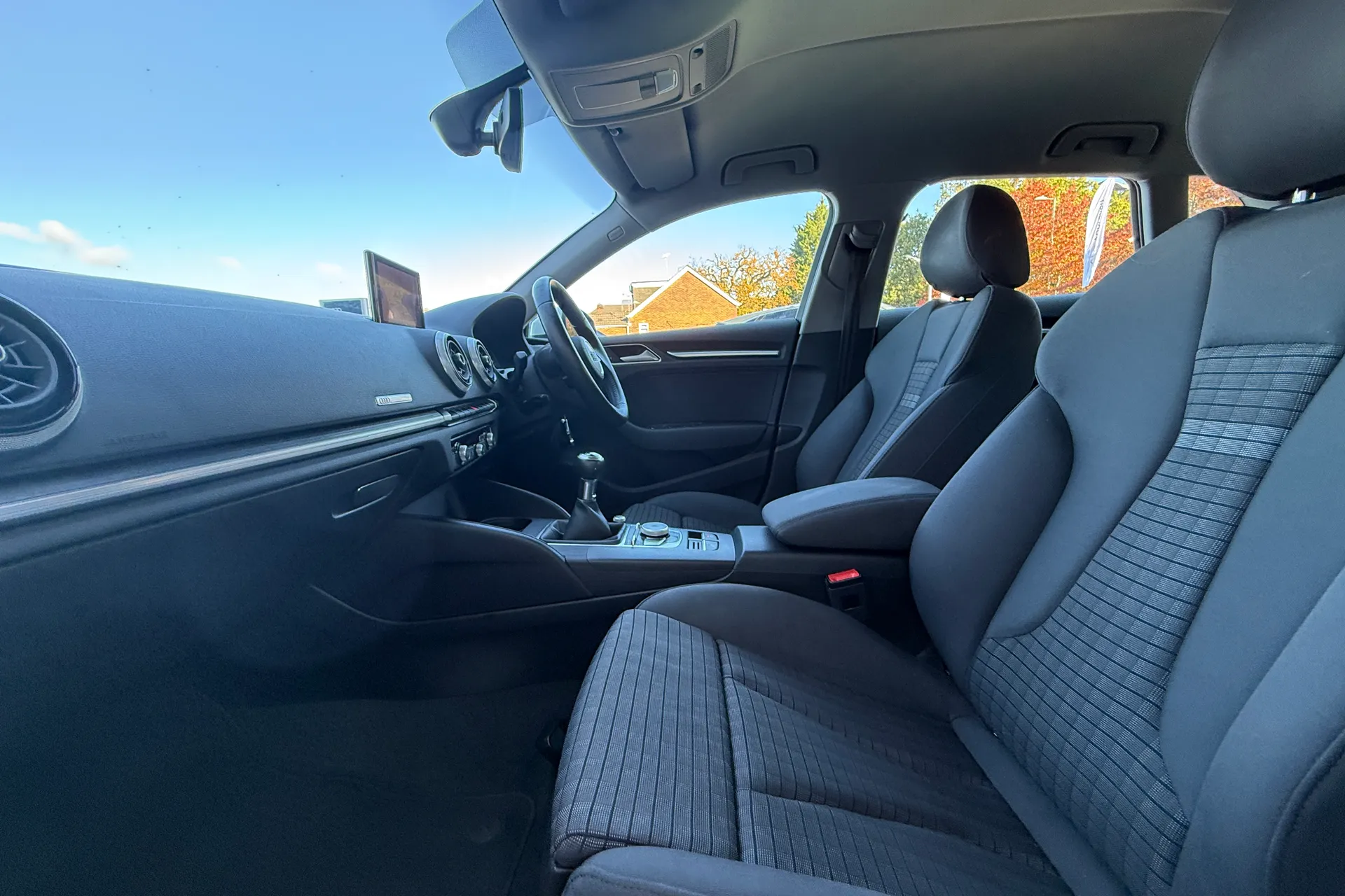 Audi A3 thumbnail image number 40