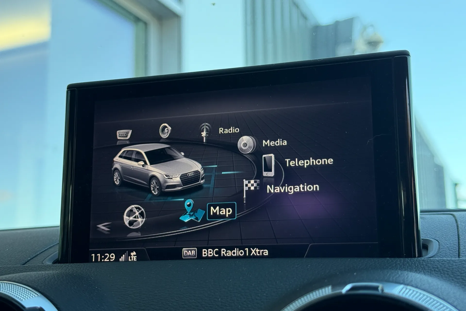 Audi A3 thumbnail image number 45